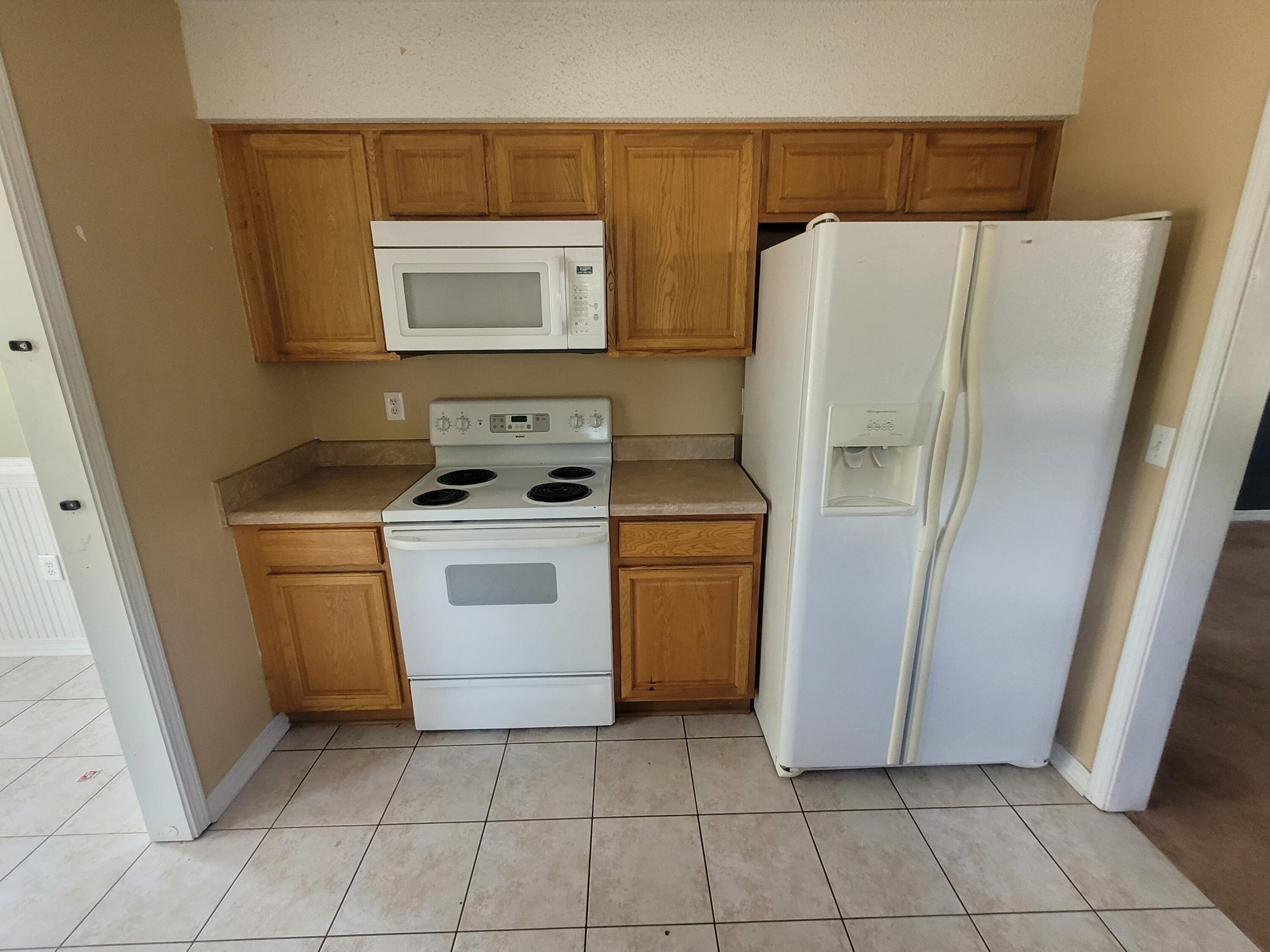 NORTH SUPERGROUP (221000.00) - Residential