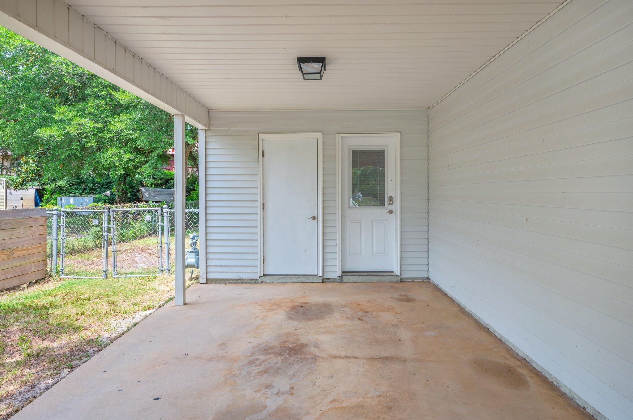 EGLIN HIGHWAY - Residential Lease