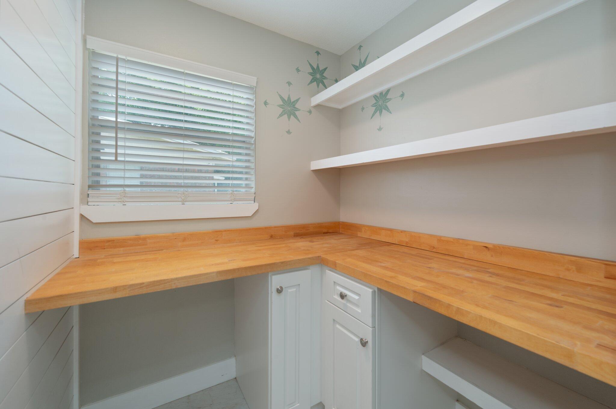 EGLIN HIGHWAY - Residential Lease