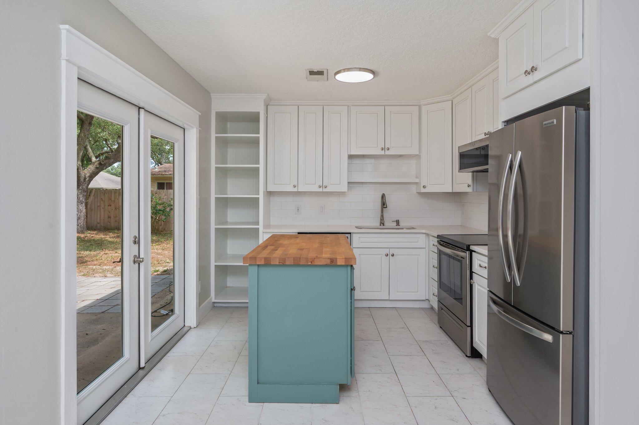 EGLIN HIGHWAY - Residential Lease