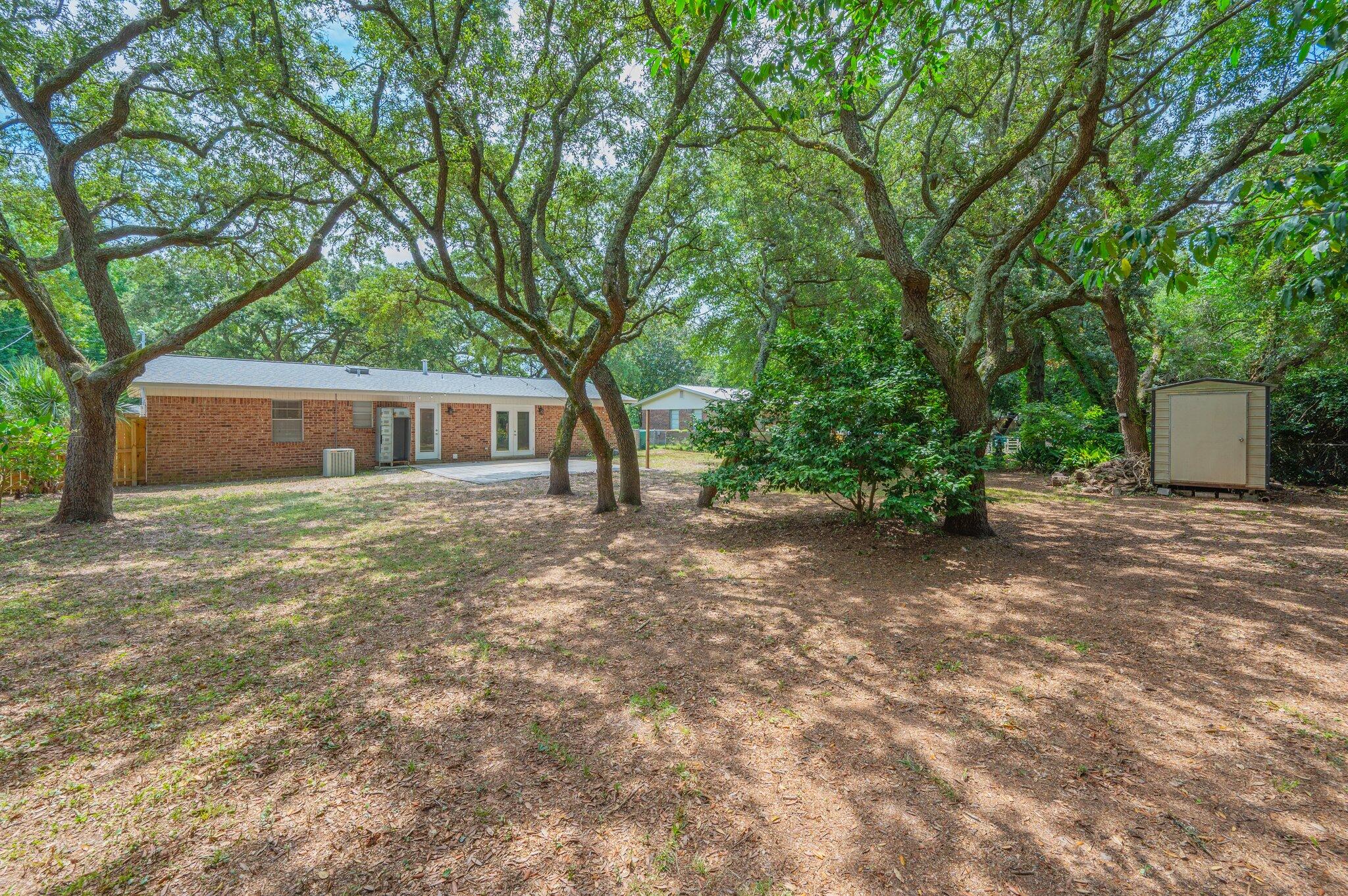 EGLIN HIGHWAY - Residential Lease