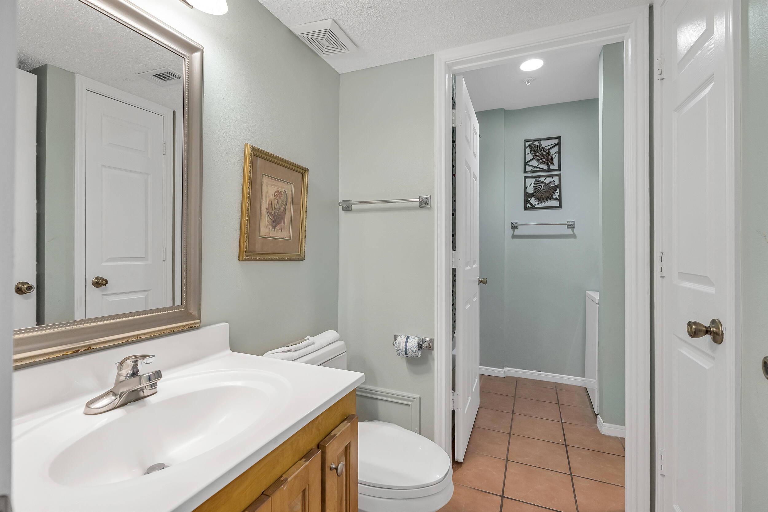 CRYSTAL SANDS CONDO - Residential