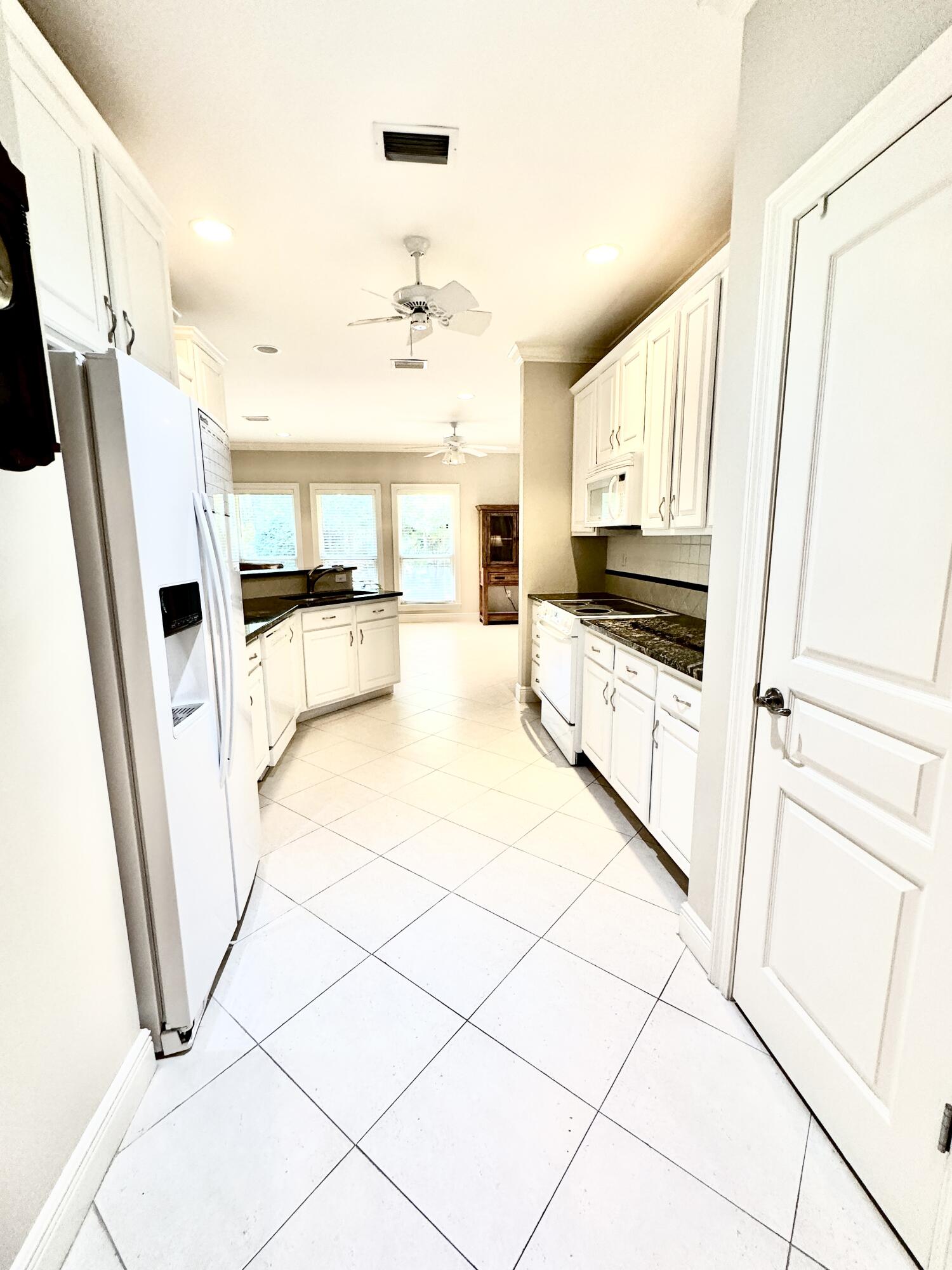 MAGNOLIA PLANTATION AT BLUEWATER BAY - Residential