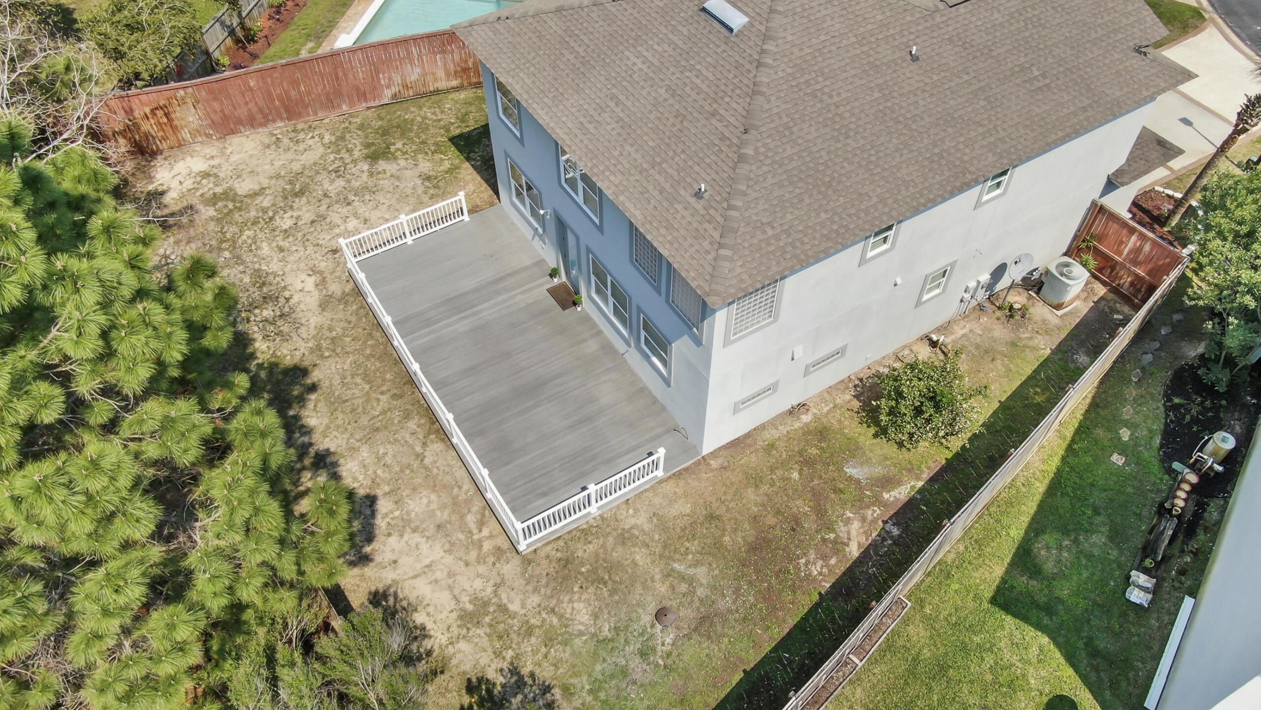 BAYWALK - Residential Lease