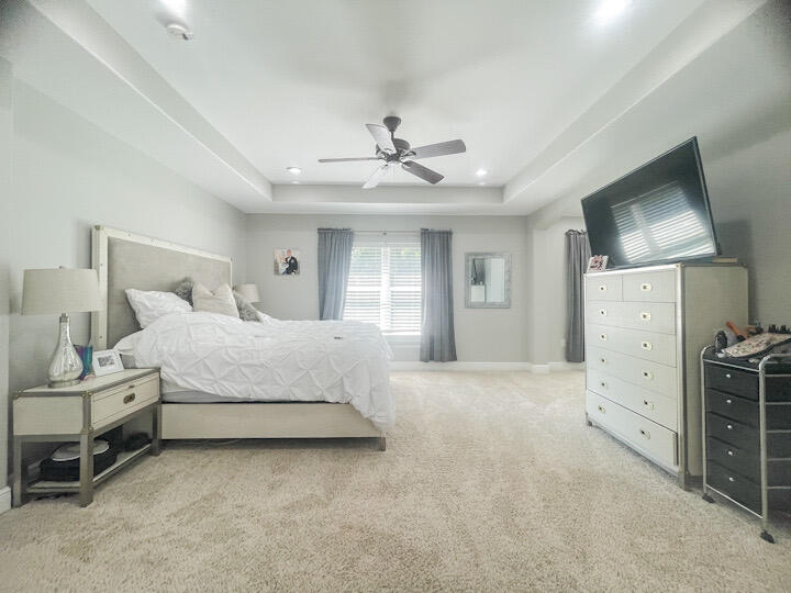 BAYWALK - Residential Lease