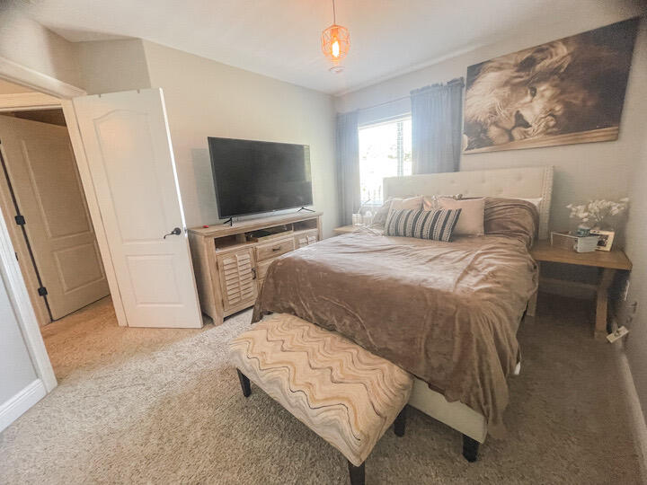BAYWALK - Residential Lease