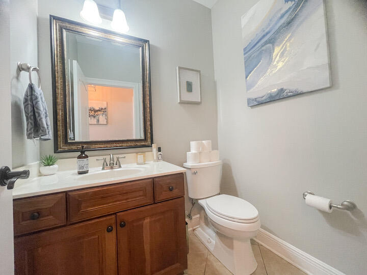 BAYWALK - Residential Lease