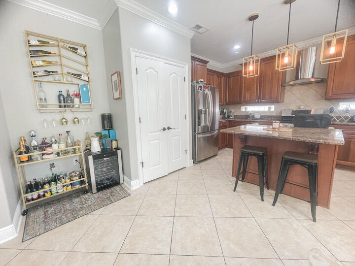 BAYWALK - Residential Lease