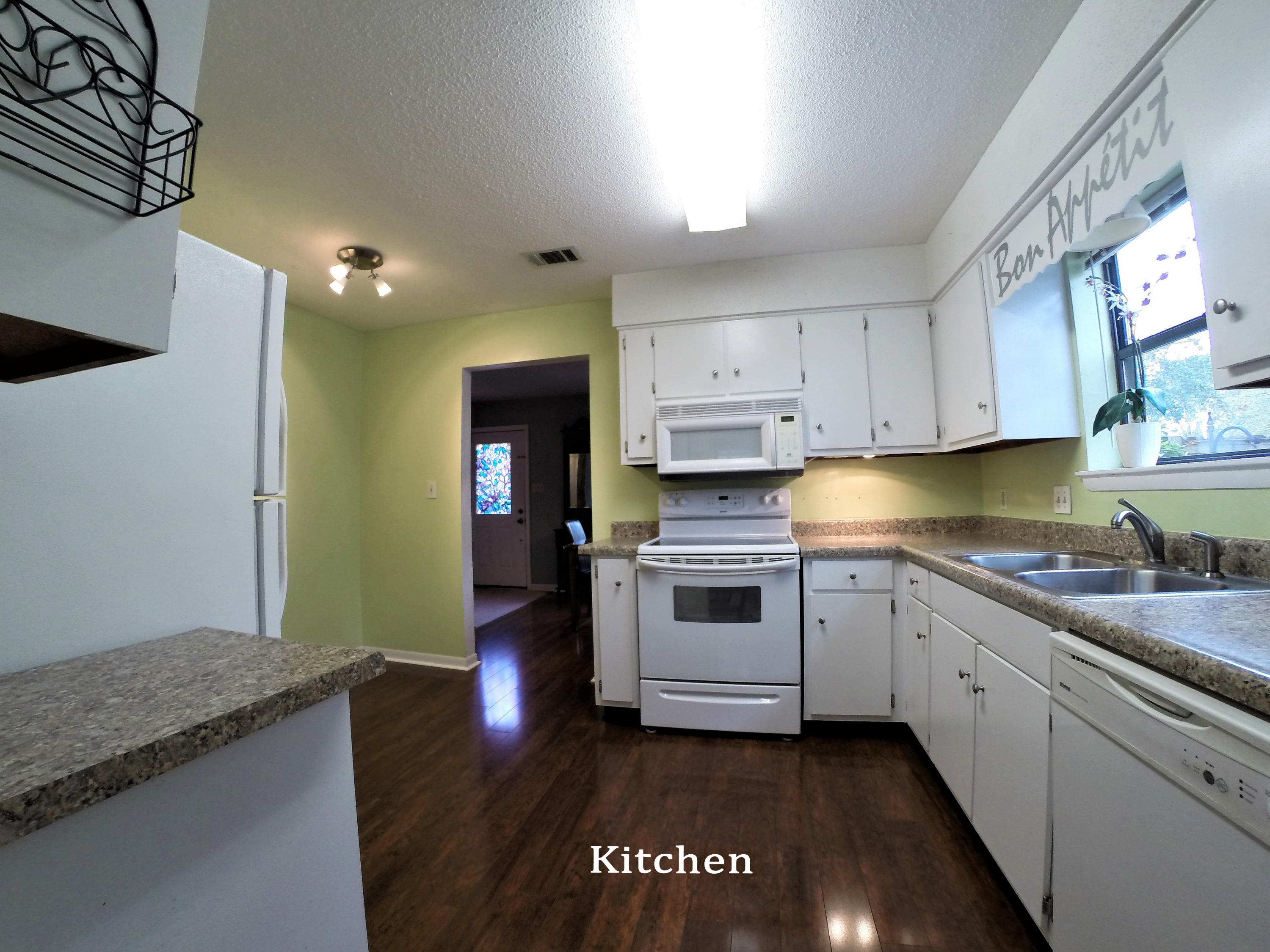 SHANGRA WOODS - Residential
