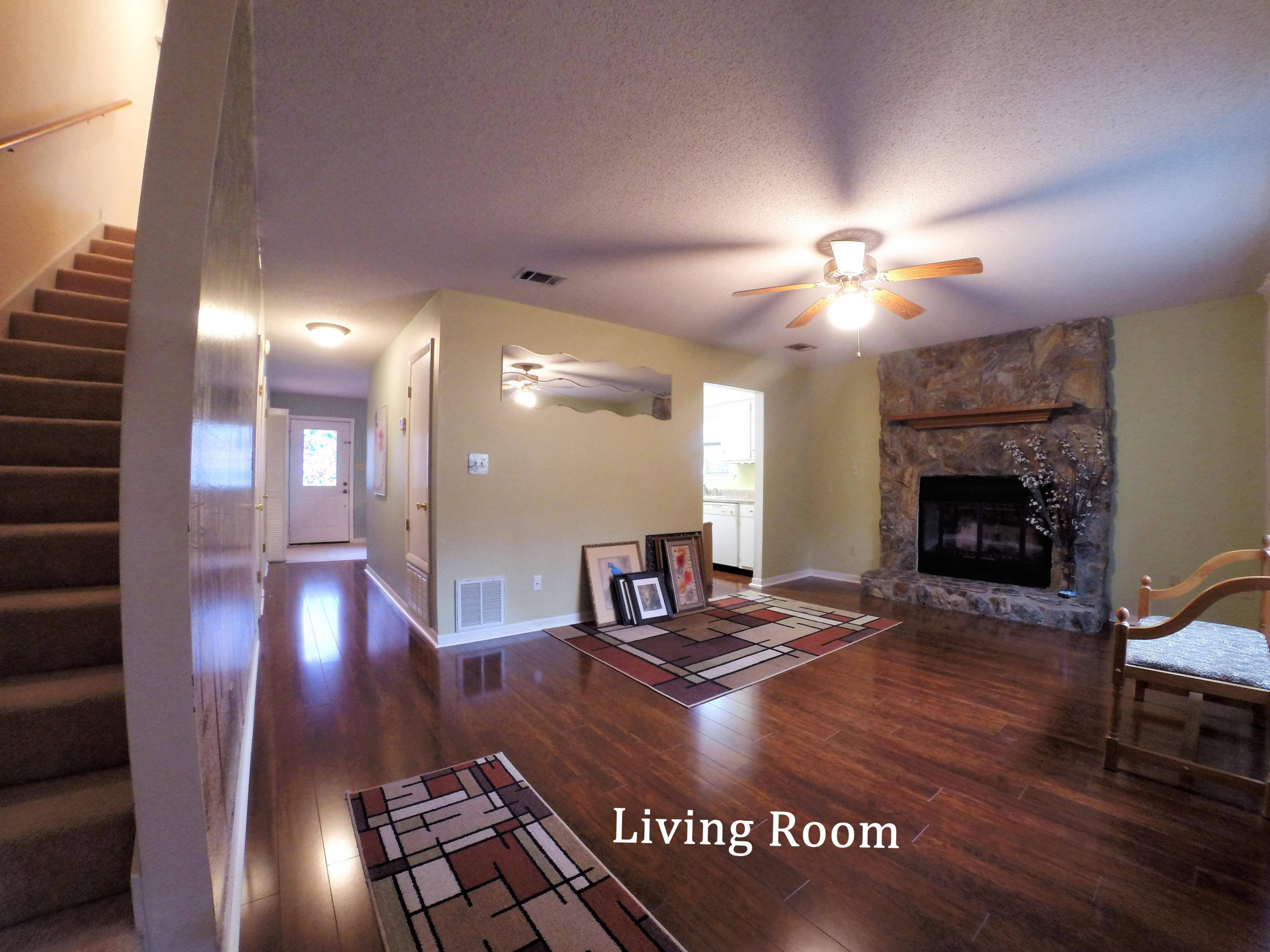 SHANGRA WOODS - Residential