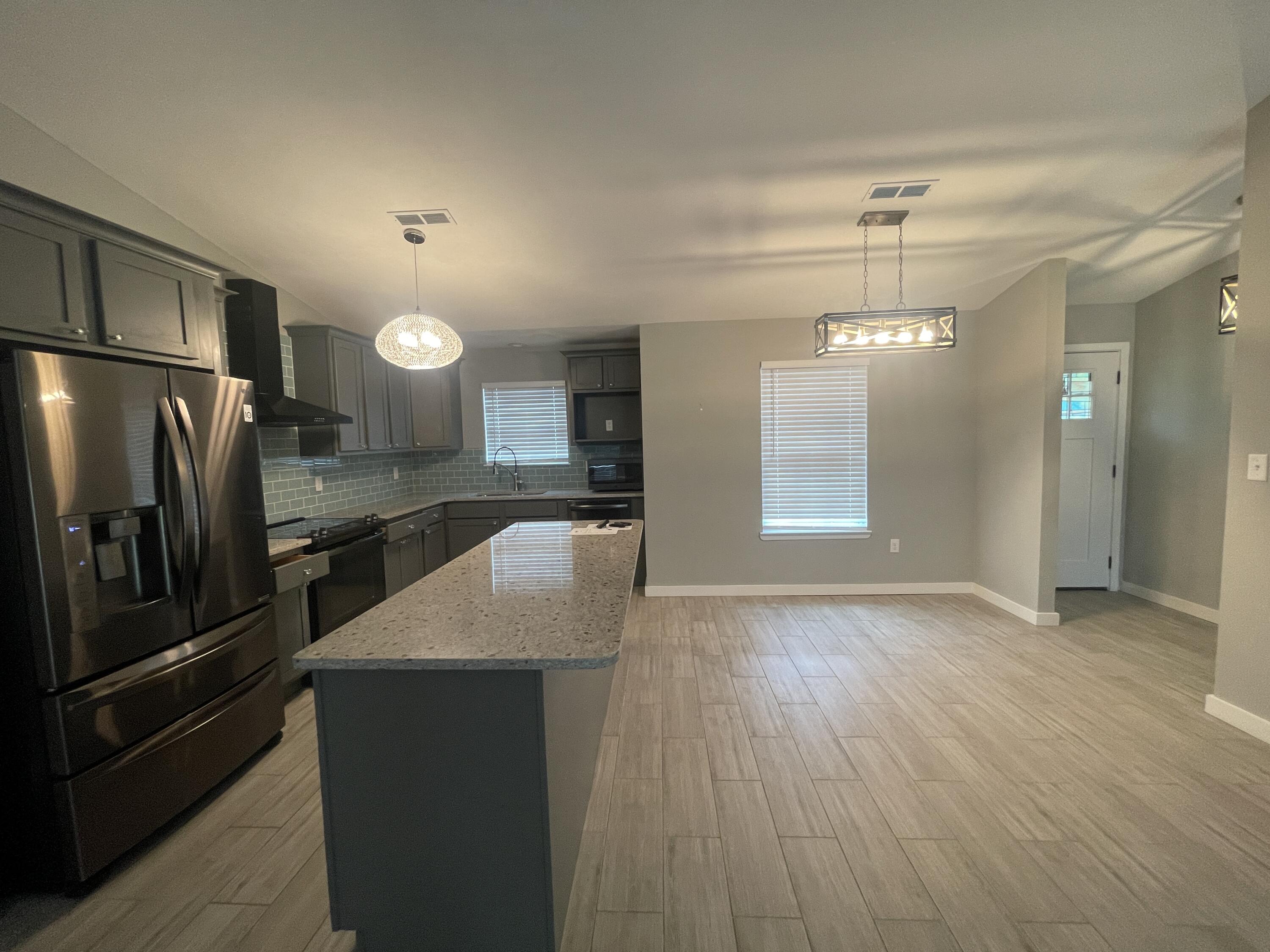 GULF MANOR S/D - Residential Lease