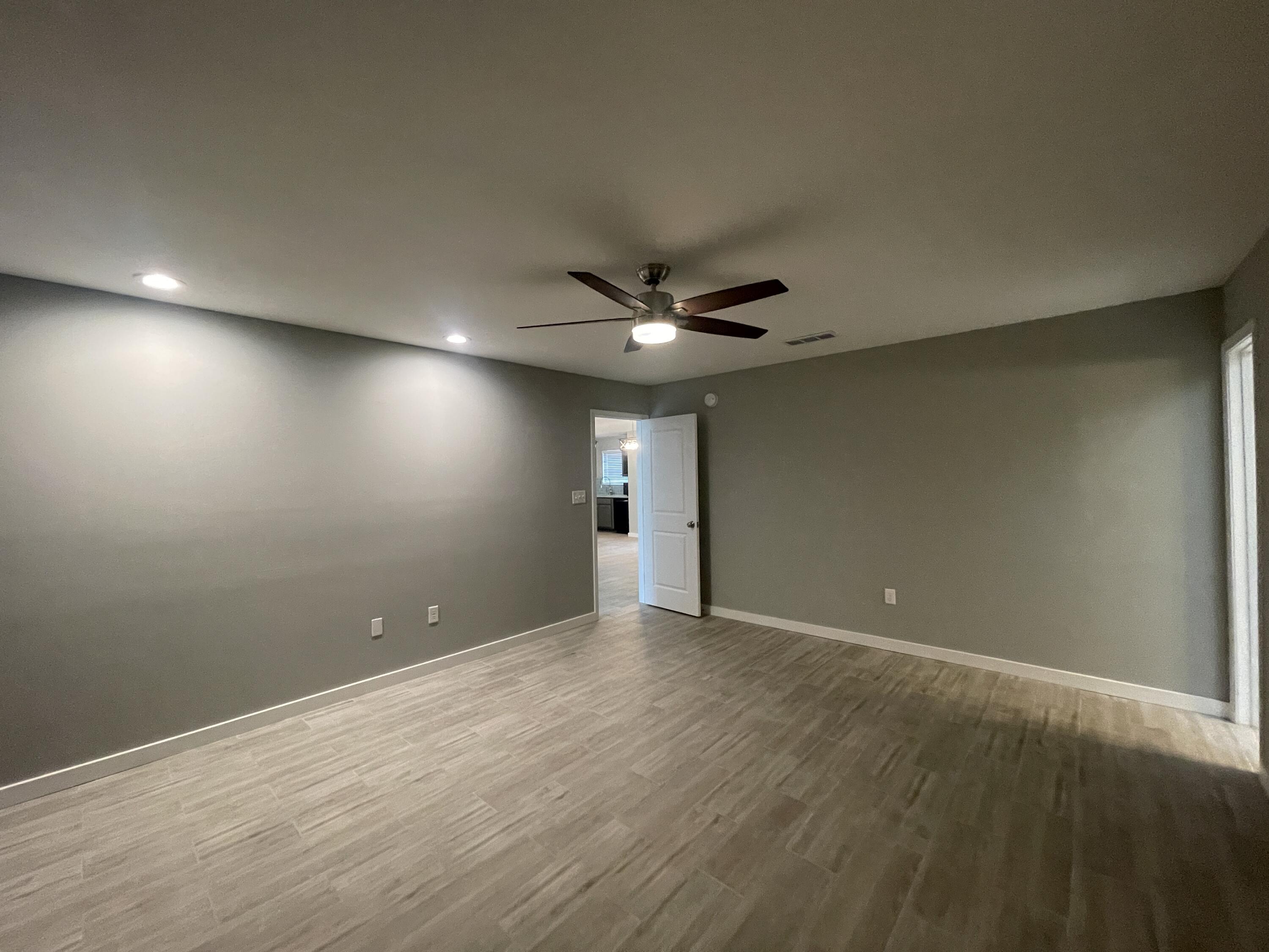 GULF MANOR S/D - Residential Lease