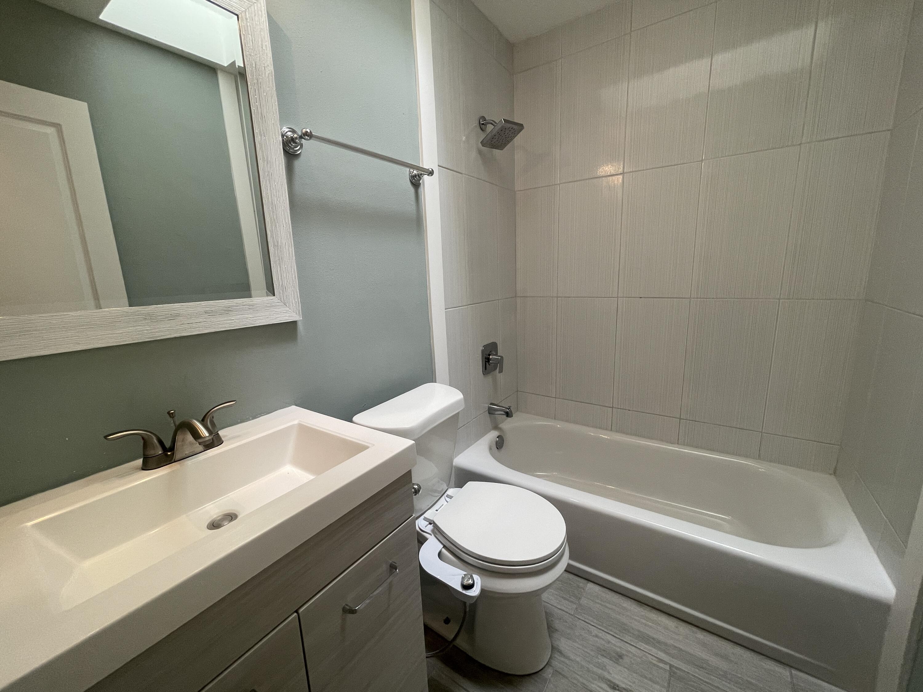 GULF MANOR S/D - Residential Lease