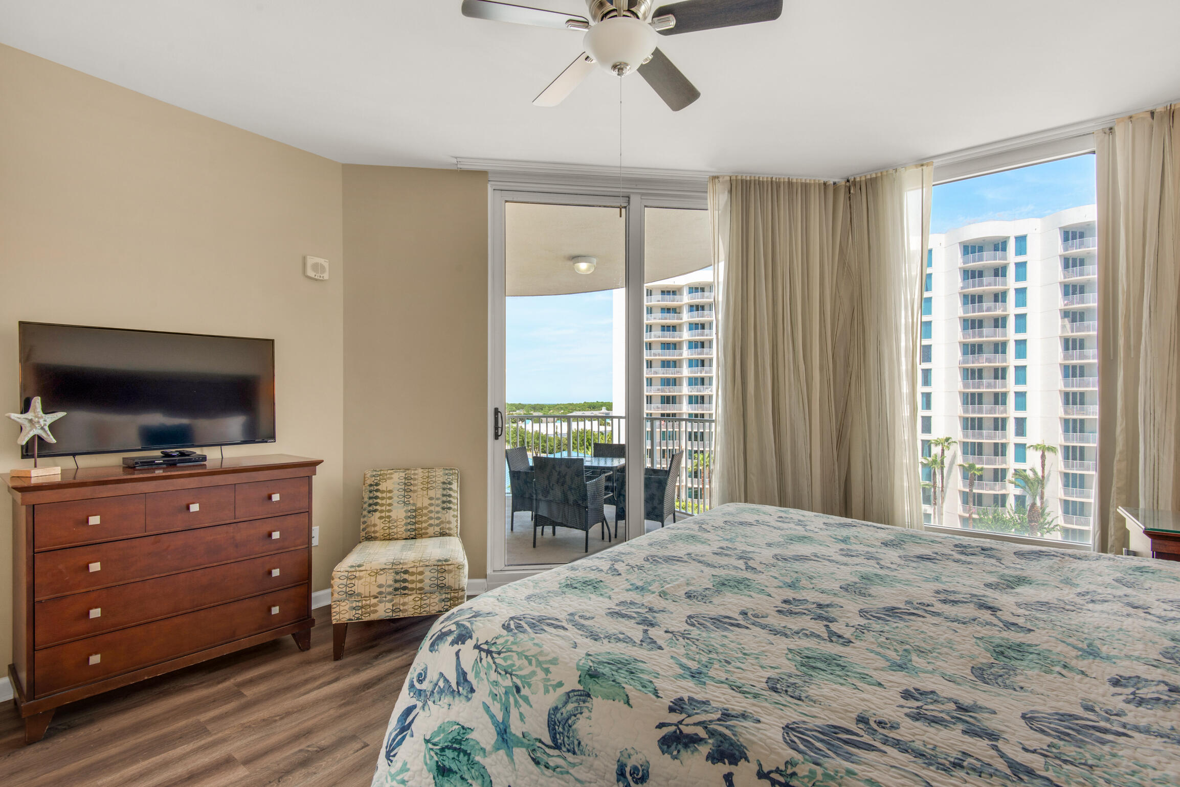 THE PALMS OF DESTIN - Residential