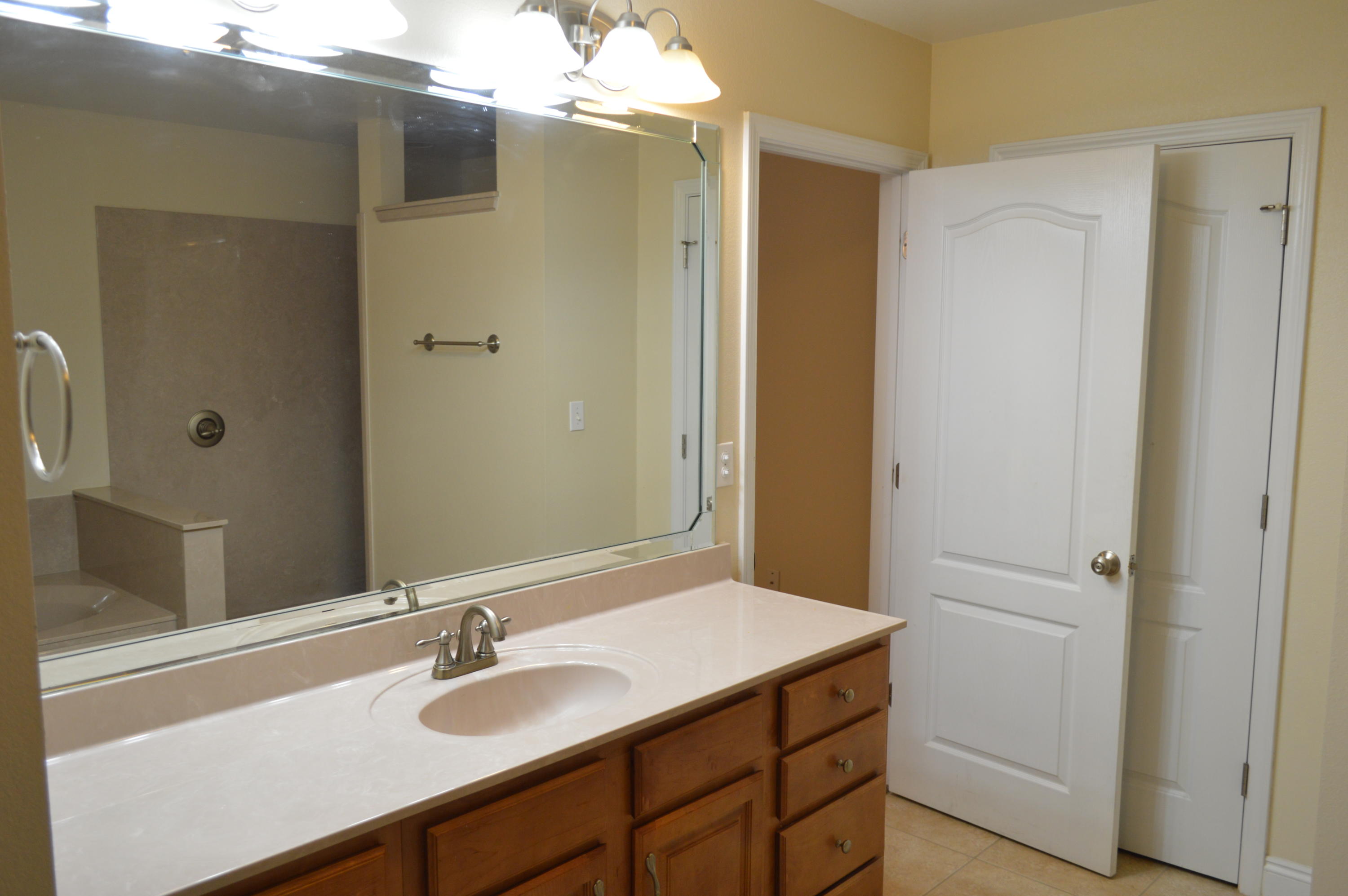 ADAMS POWELL EAST - Residential