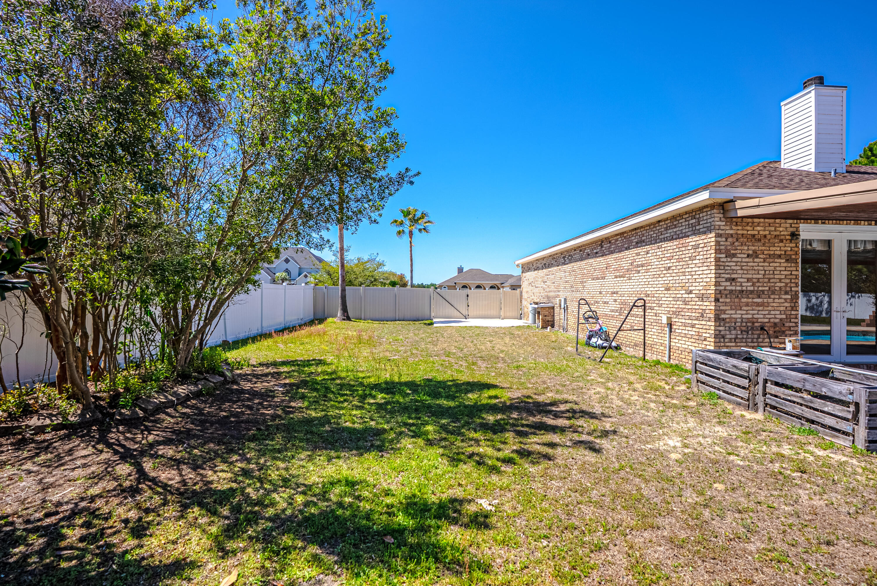 Kirkland Manor - Residential