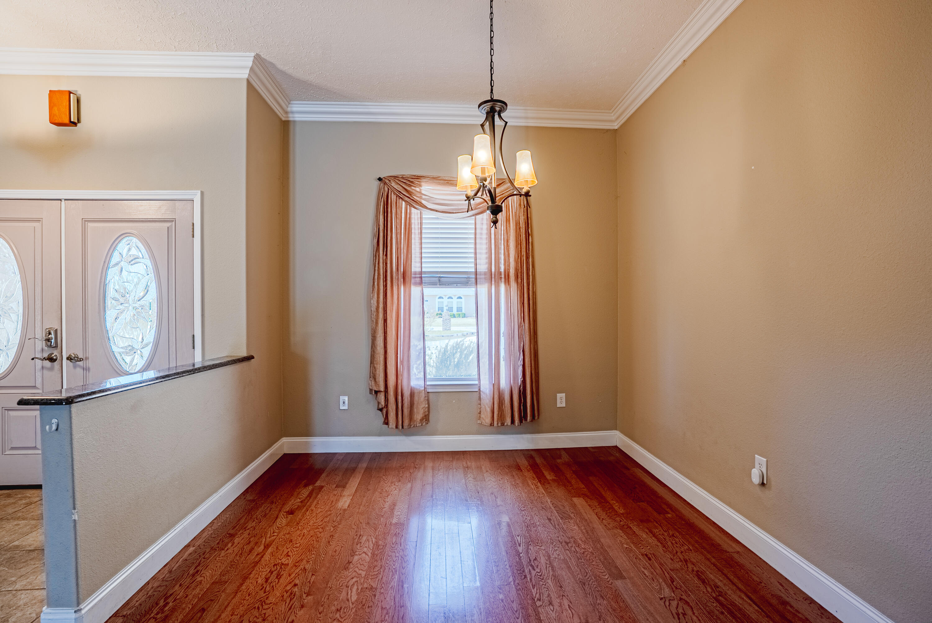 Kirkland Manor - Residential