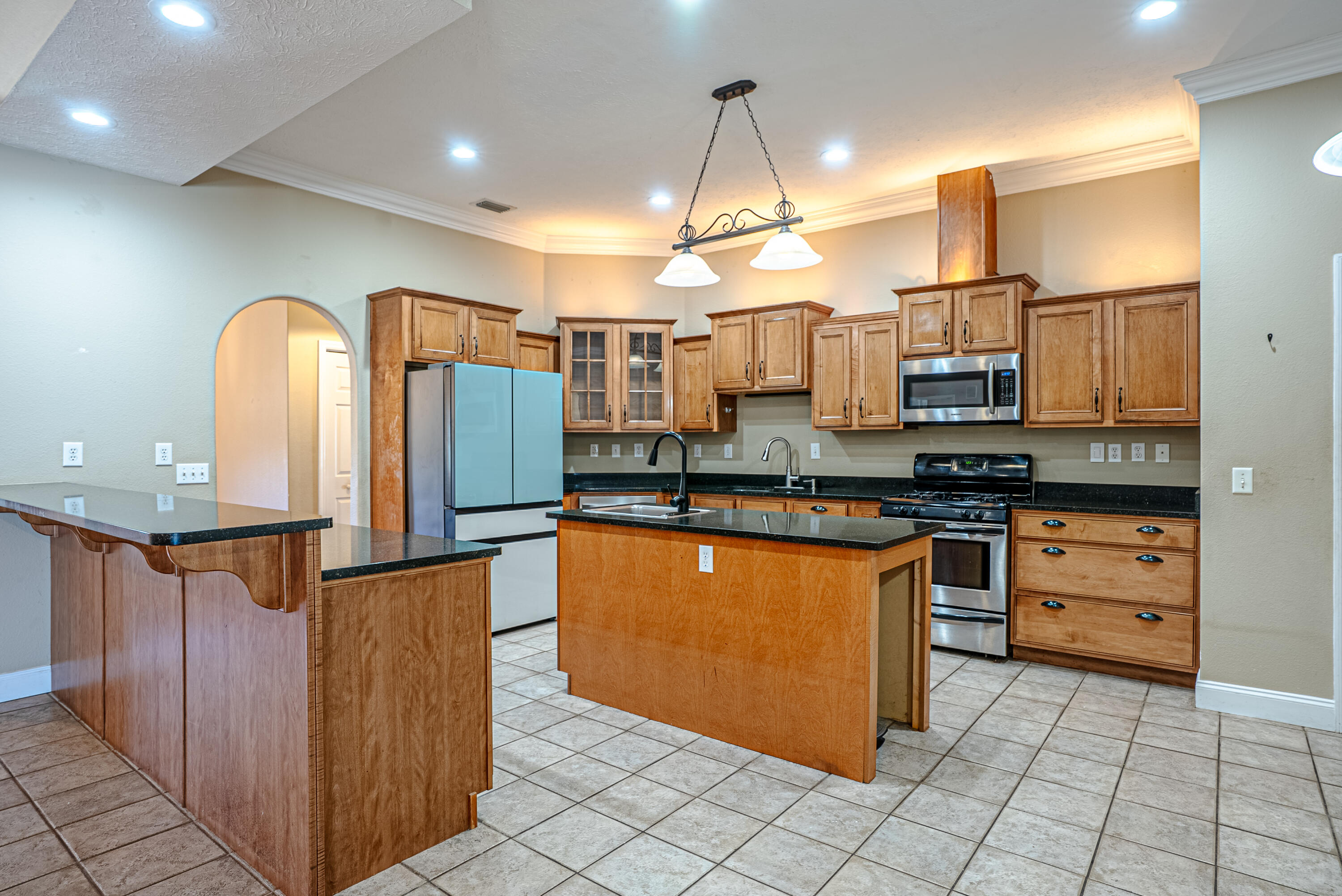 Kirkland Manor - Residential