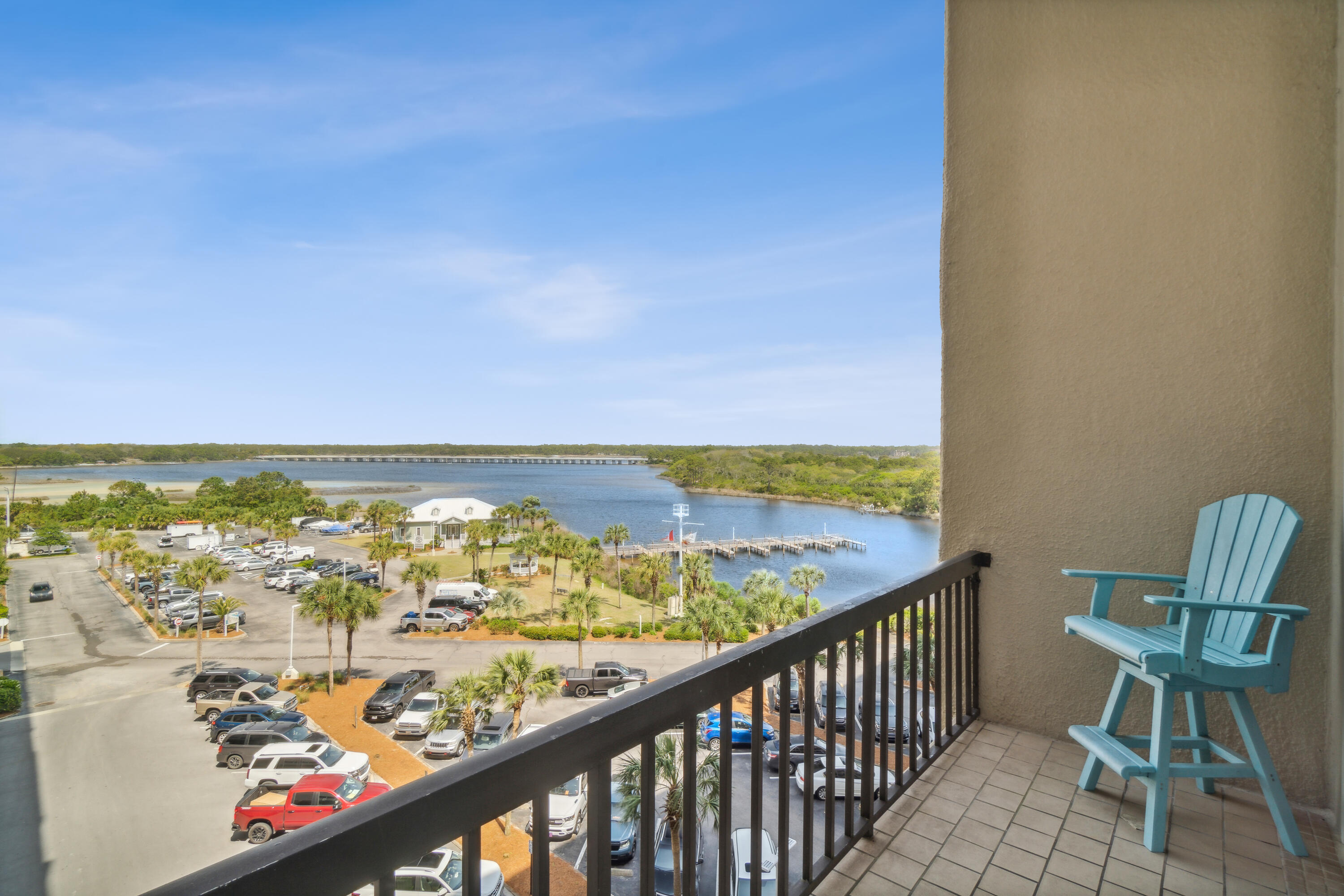 PINNACLE PORT - Residential