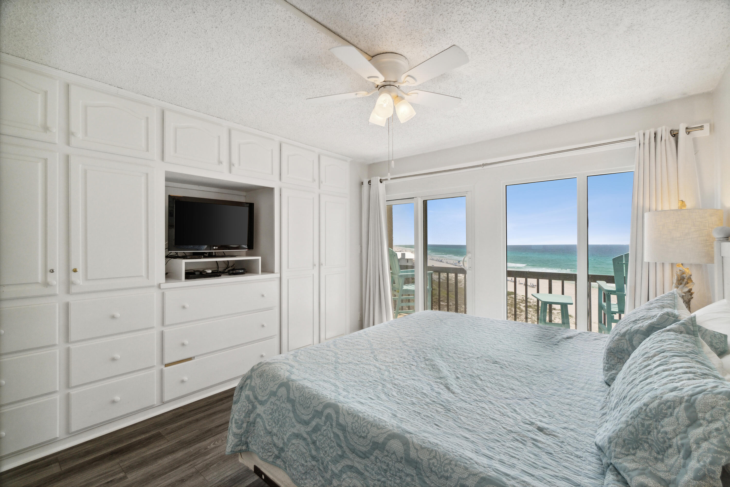 PINNACLE PORT - Residential