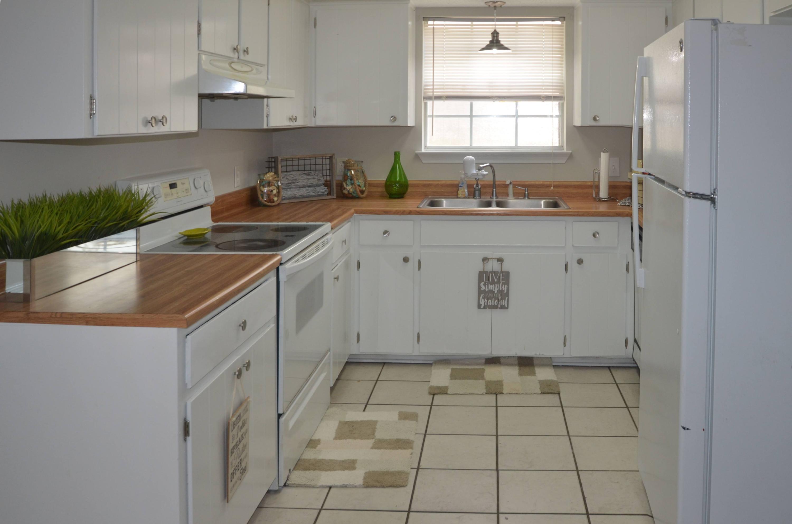 CANDLEWOOD VILLAGE - Residential