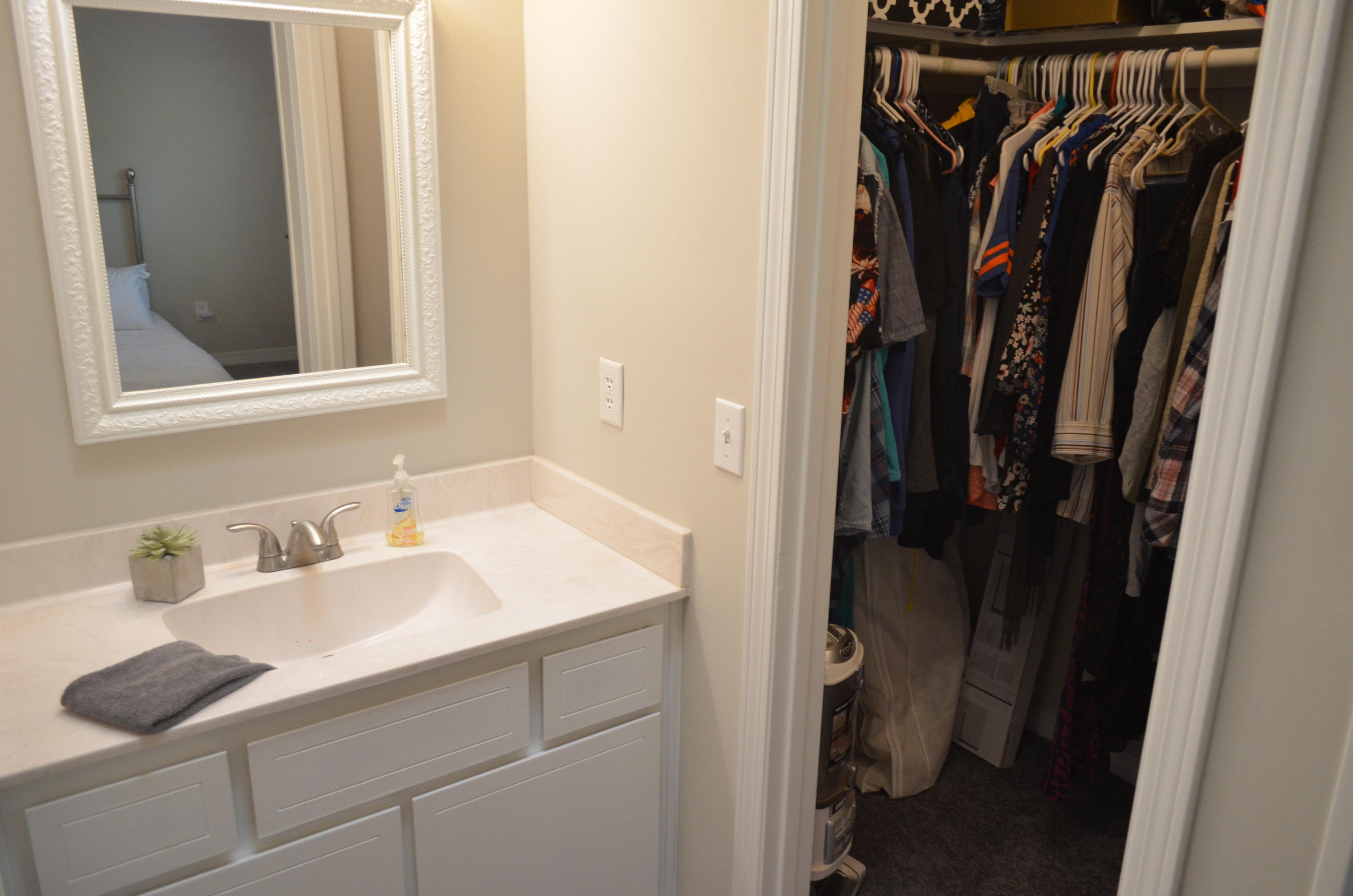 CANDLEWOOD VILLAGE - Residential