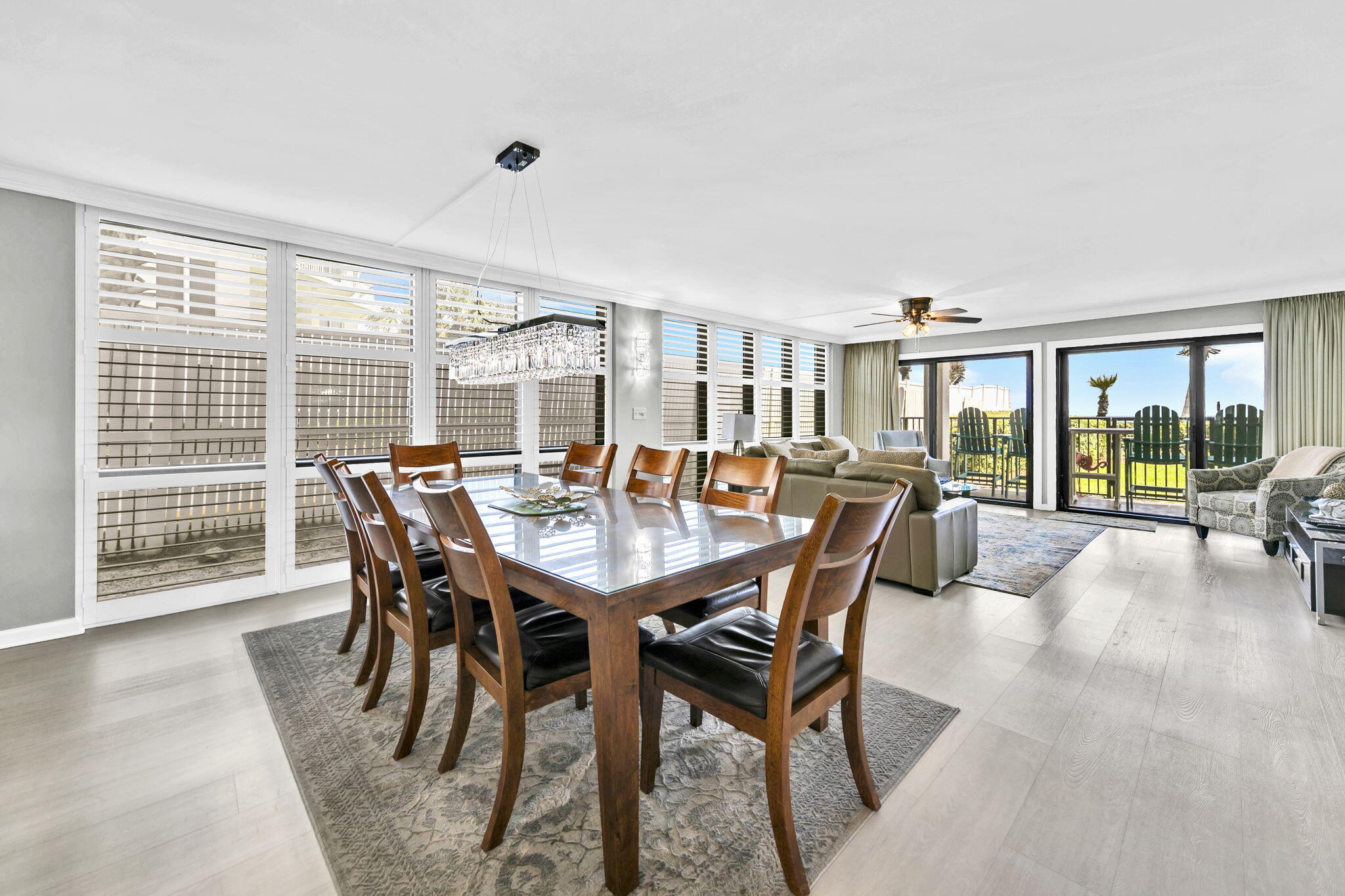 EMERALD TOWERS CONDO - Residential