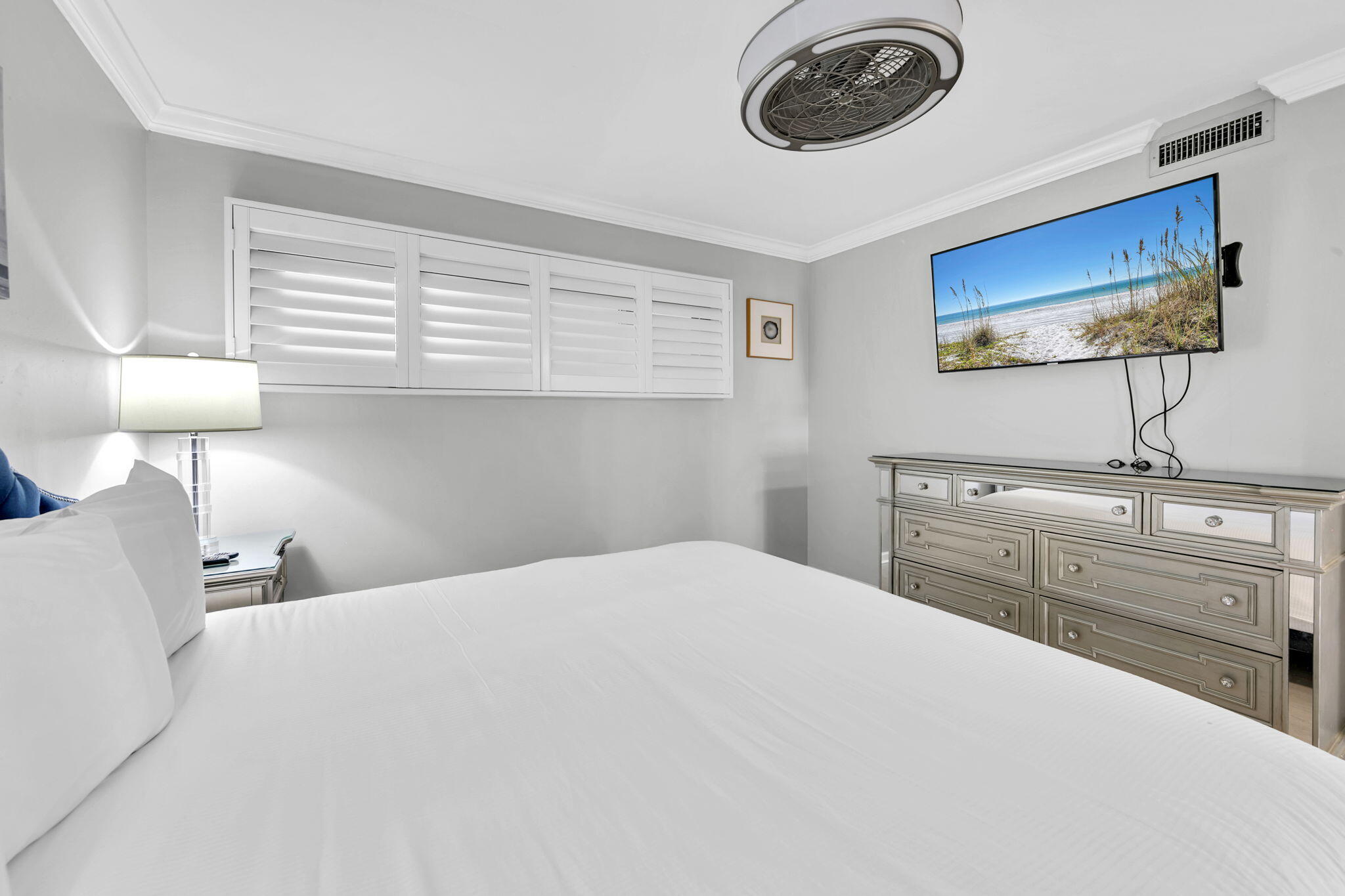 EMERALD TOWERS CONDO - Residential
