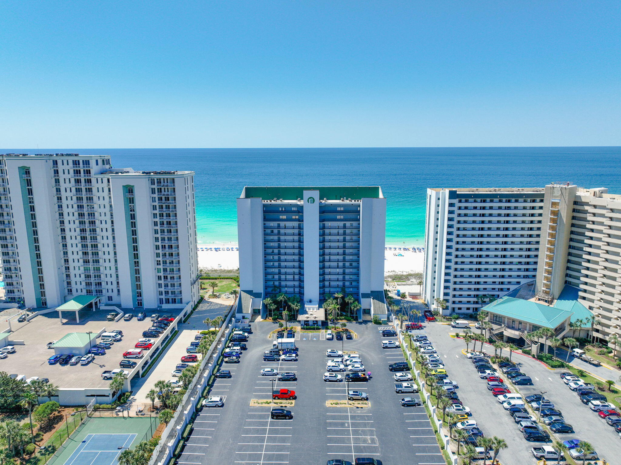 EMERALD TOWERS CONDO - Residential