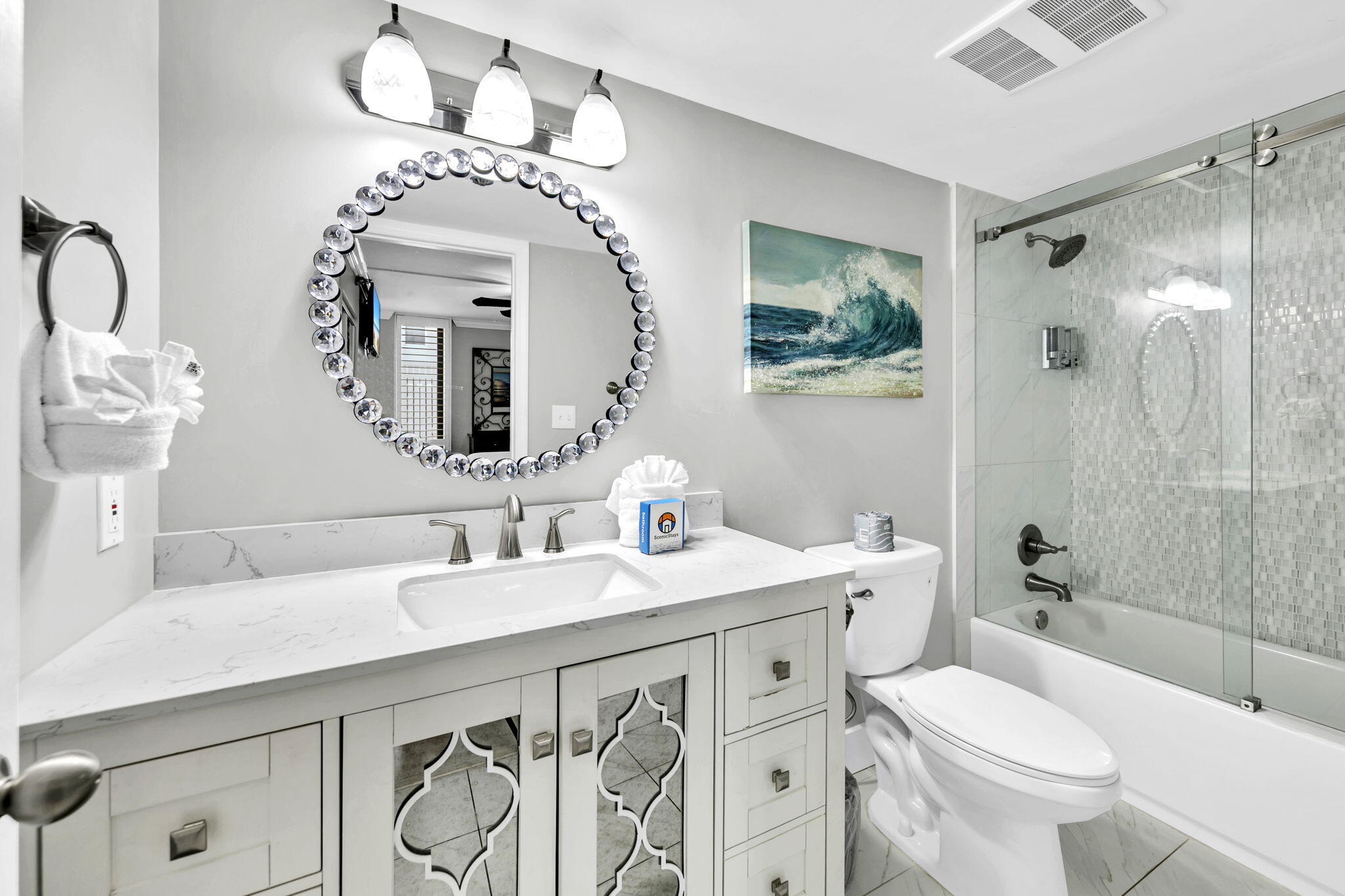 EMERALD TOWERS CONDO - Residential