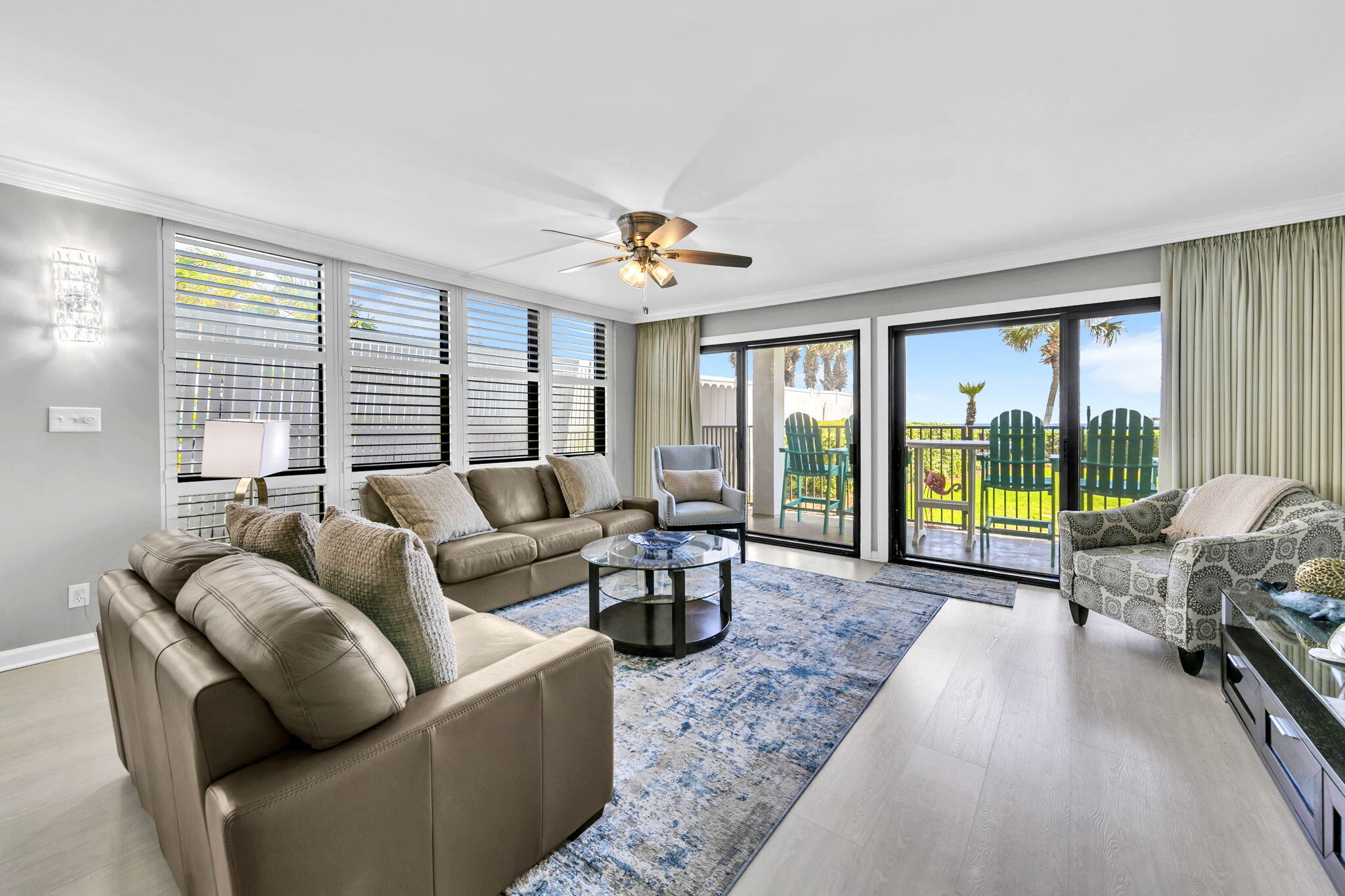 EMERALD TOWERS CONDO - Residential