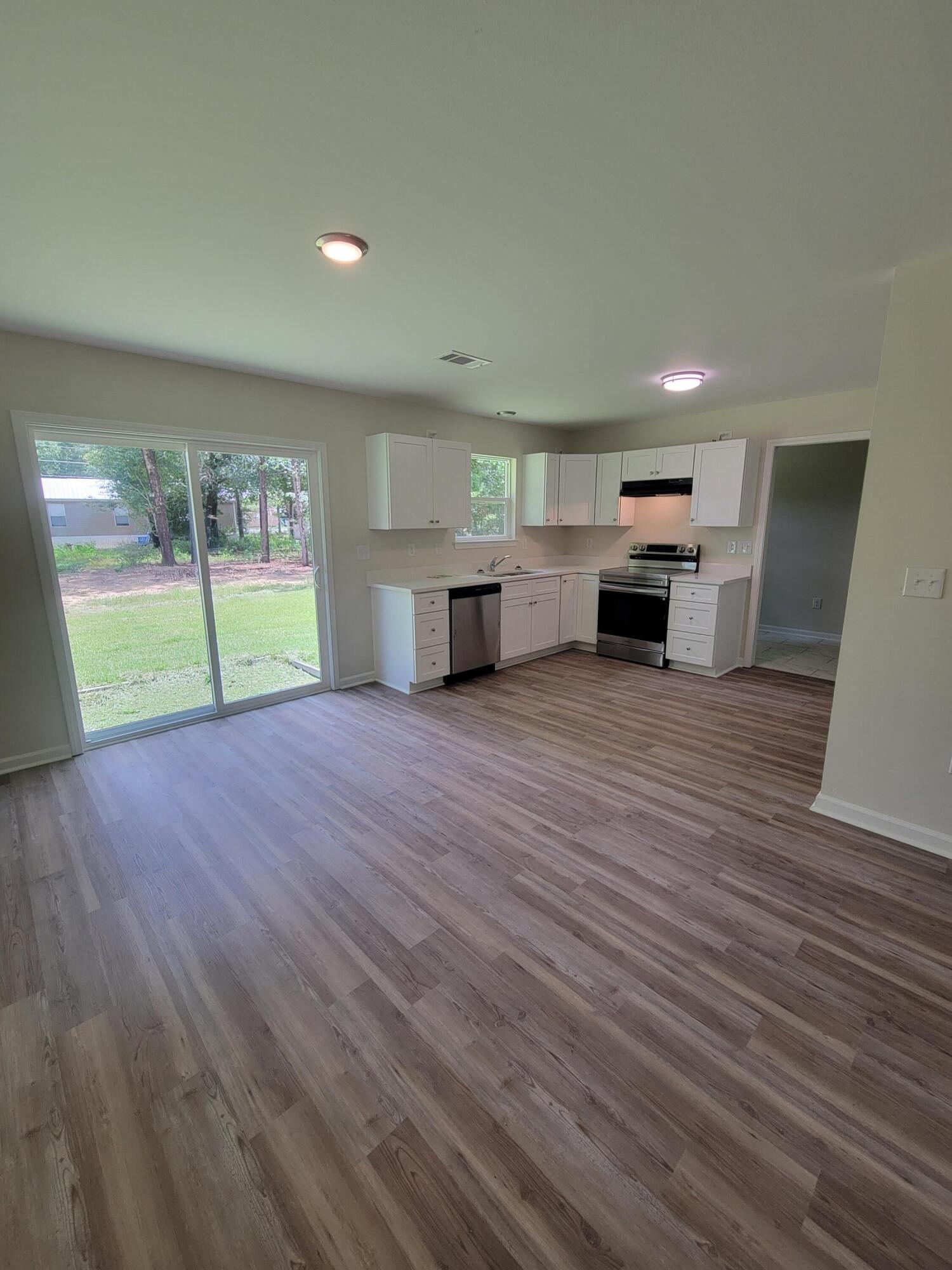 OAKWOOD HILLS UNIT 3 - Residential