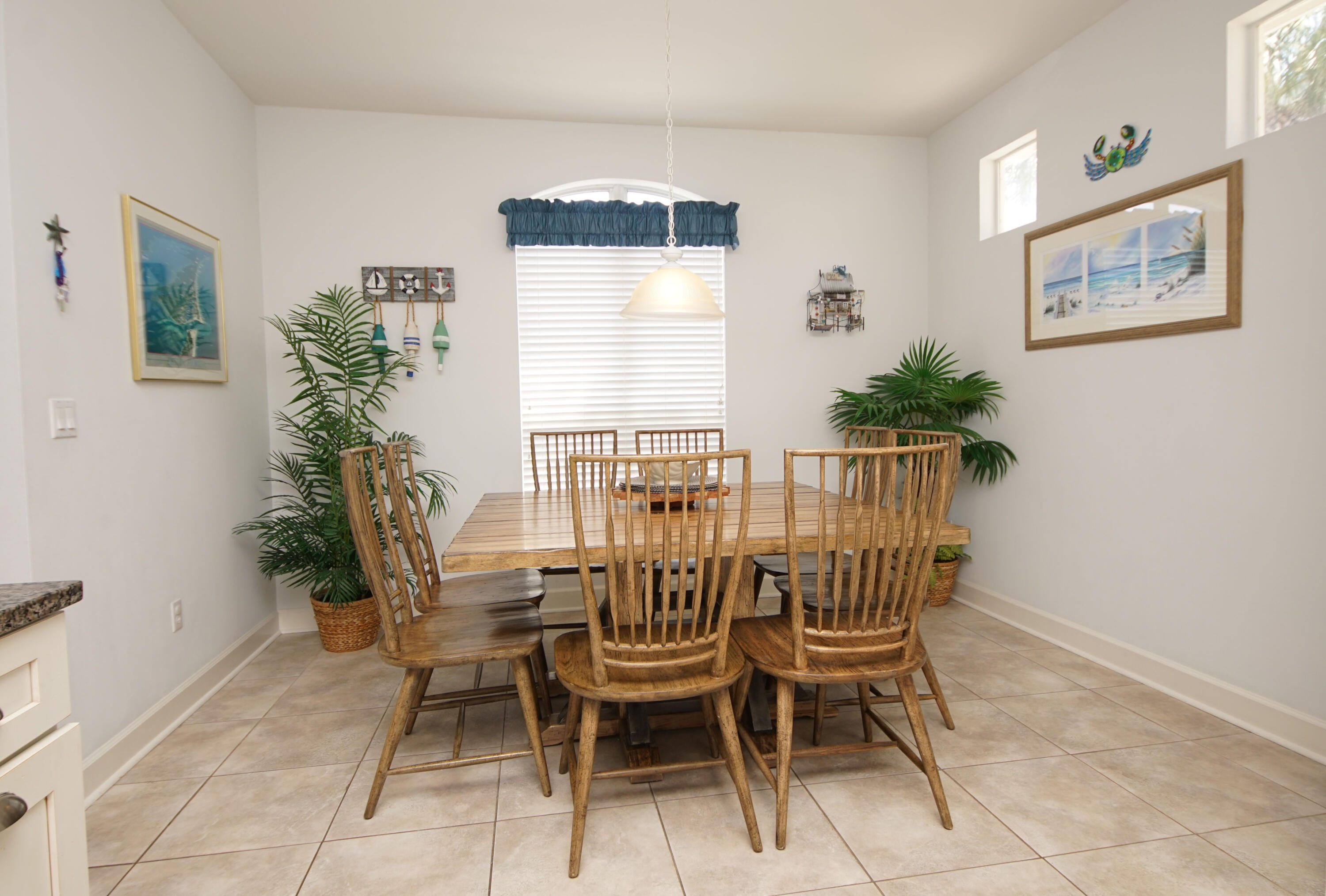 EMERALD SHORES - Residential