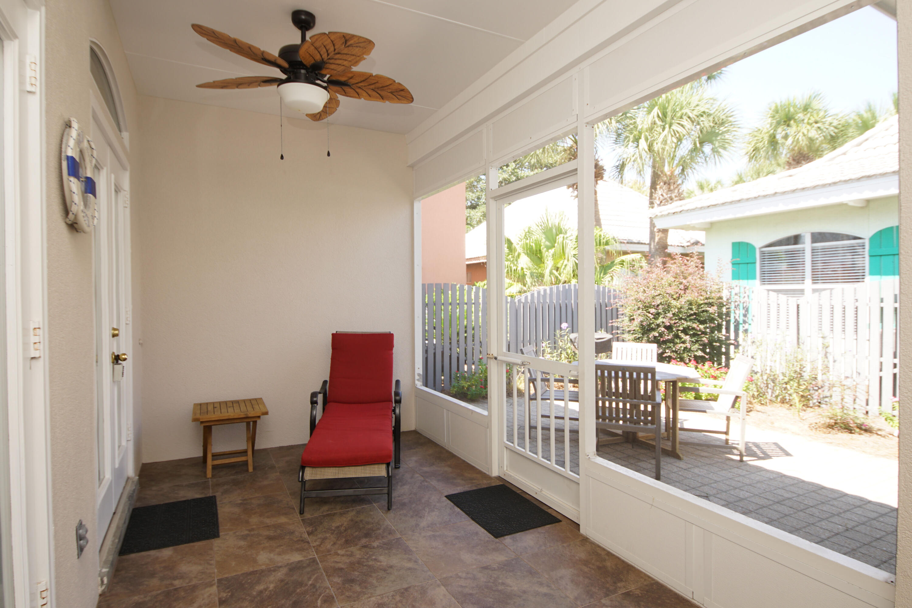 EMERALD SHORES - Residential