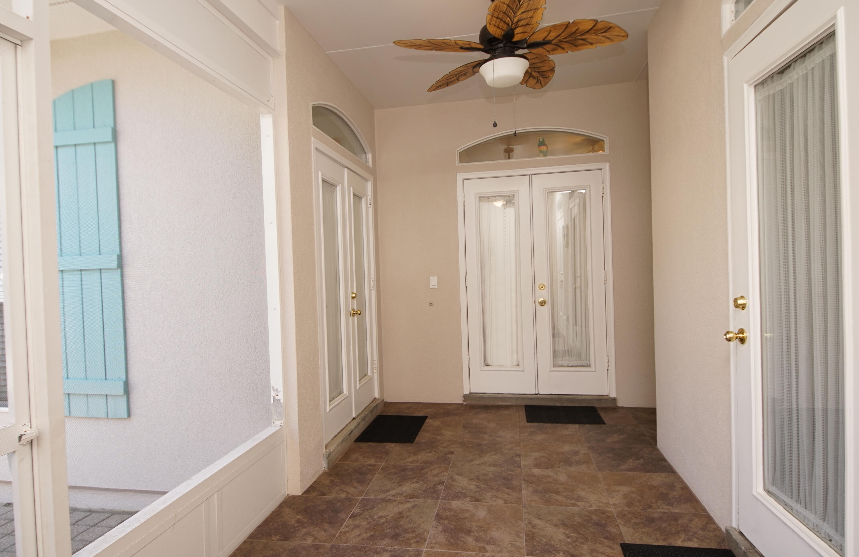 EMERALD SHORES - Residential