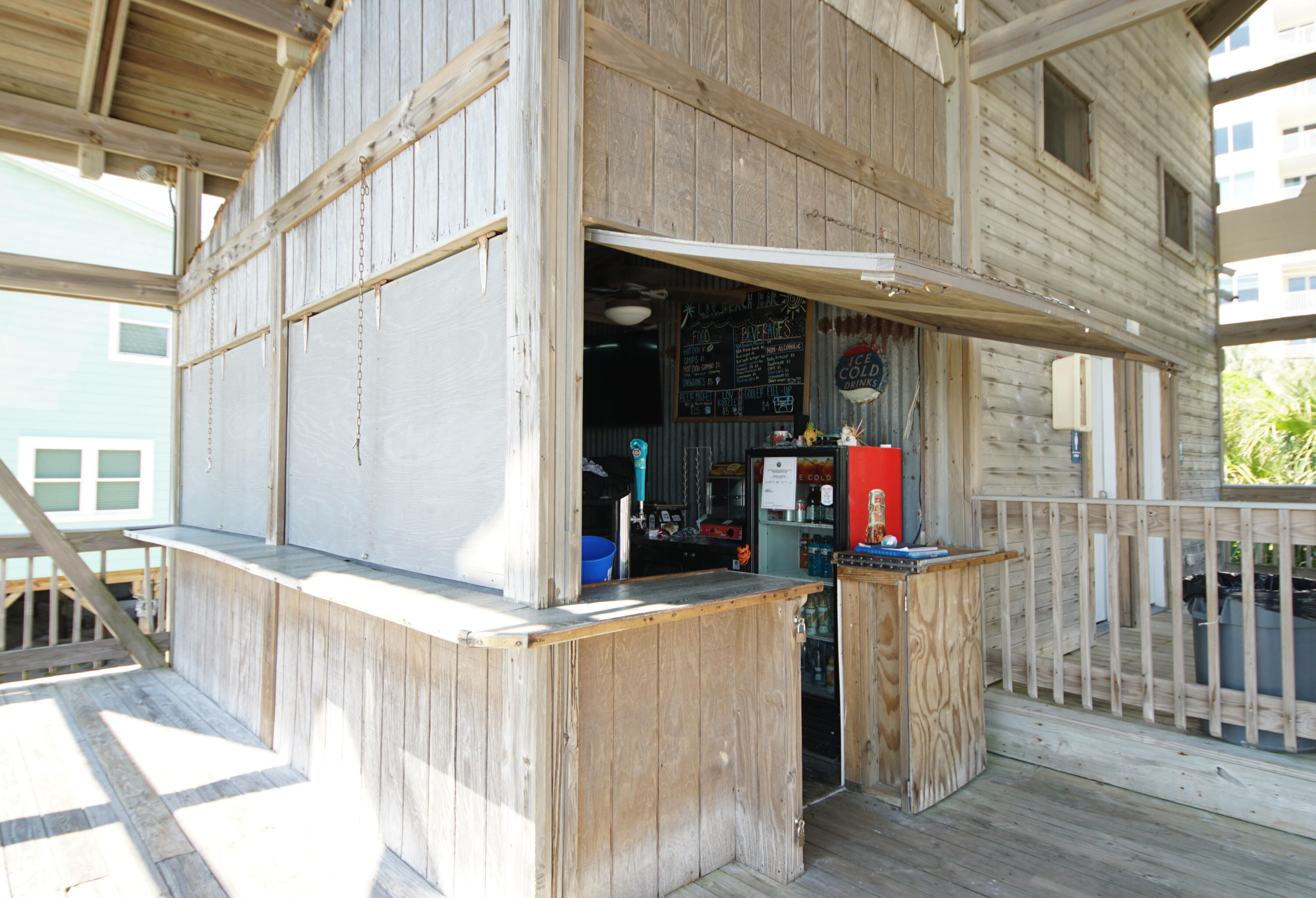 EMERALD SHORES - Residential