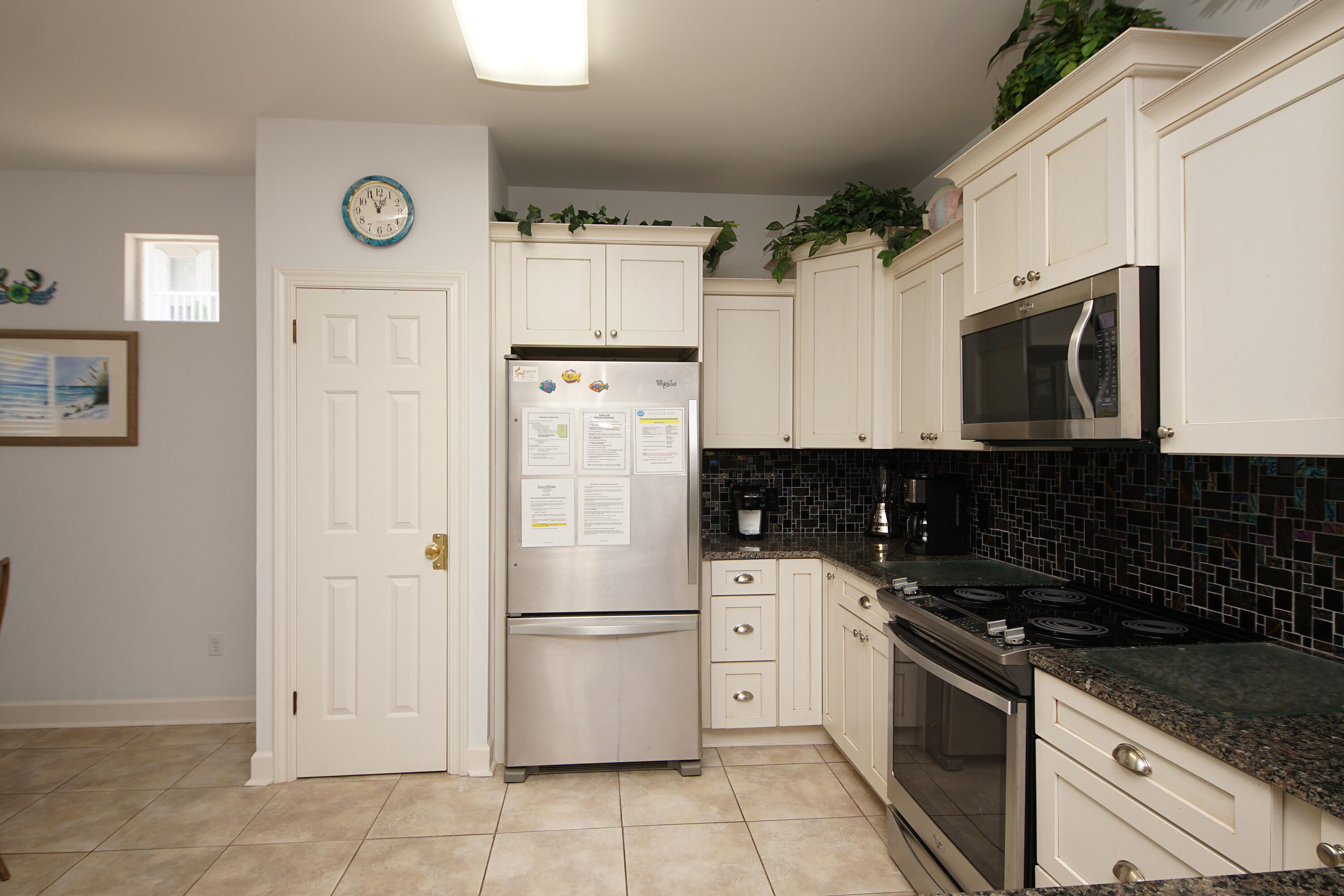 EMERALD SHORES - Residential