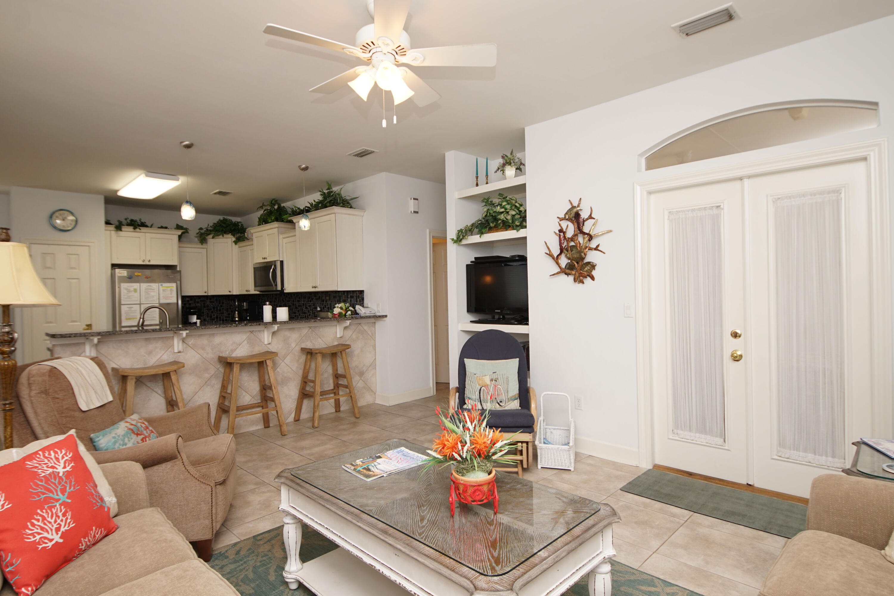 EMERALD SHORES - Residential