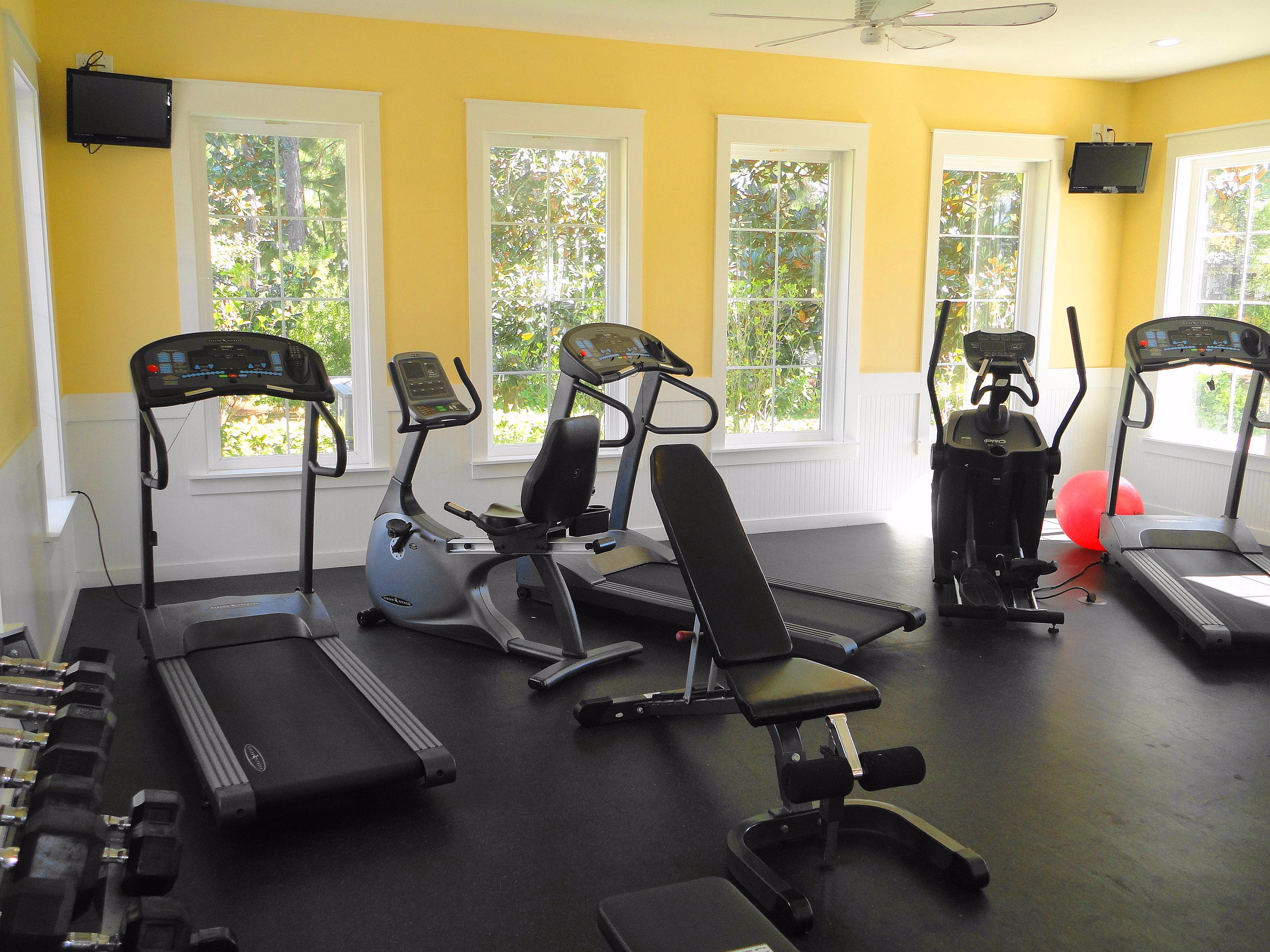 LAUREL GROVE - Residential