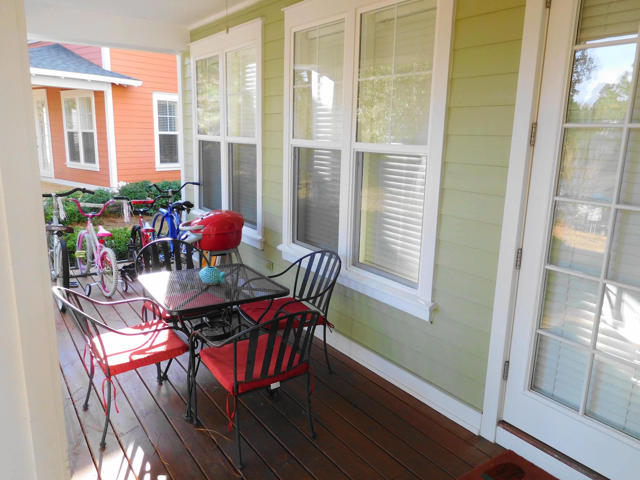 LAUREL GROVE - Residential