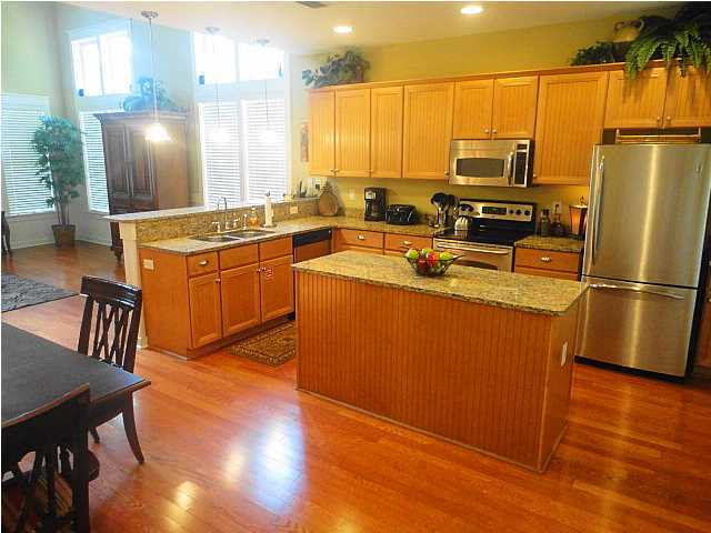 LAUREL GROVE - Residential