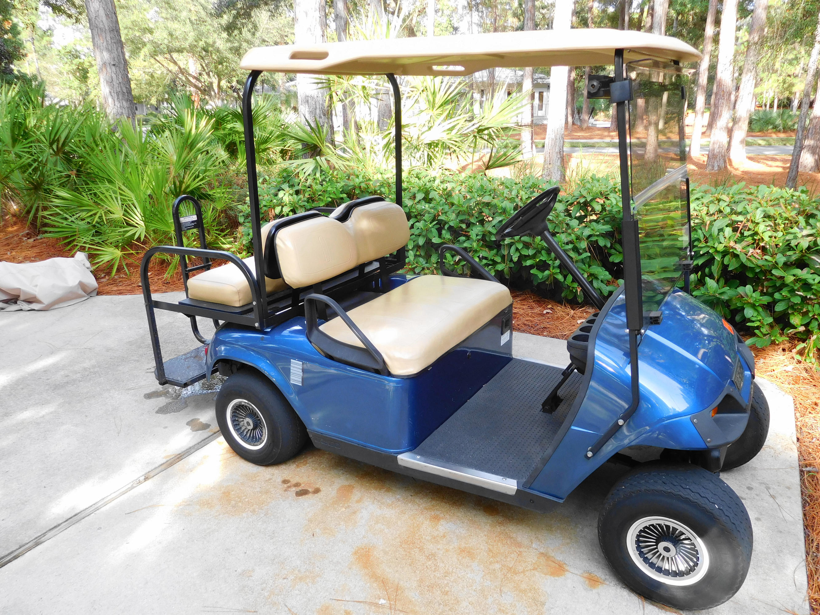 LAUREL GROVE - Residential