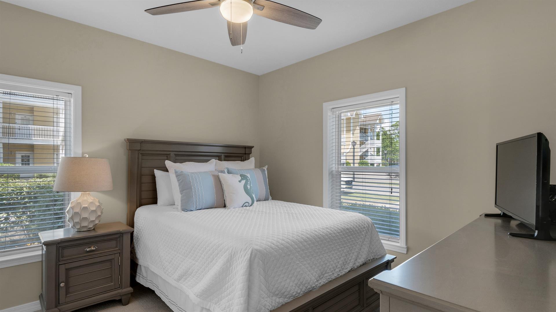 HERON'S WATCH CONDO PH 5 - Residential