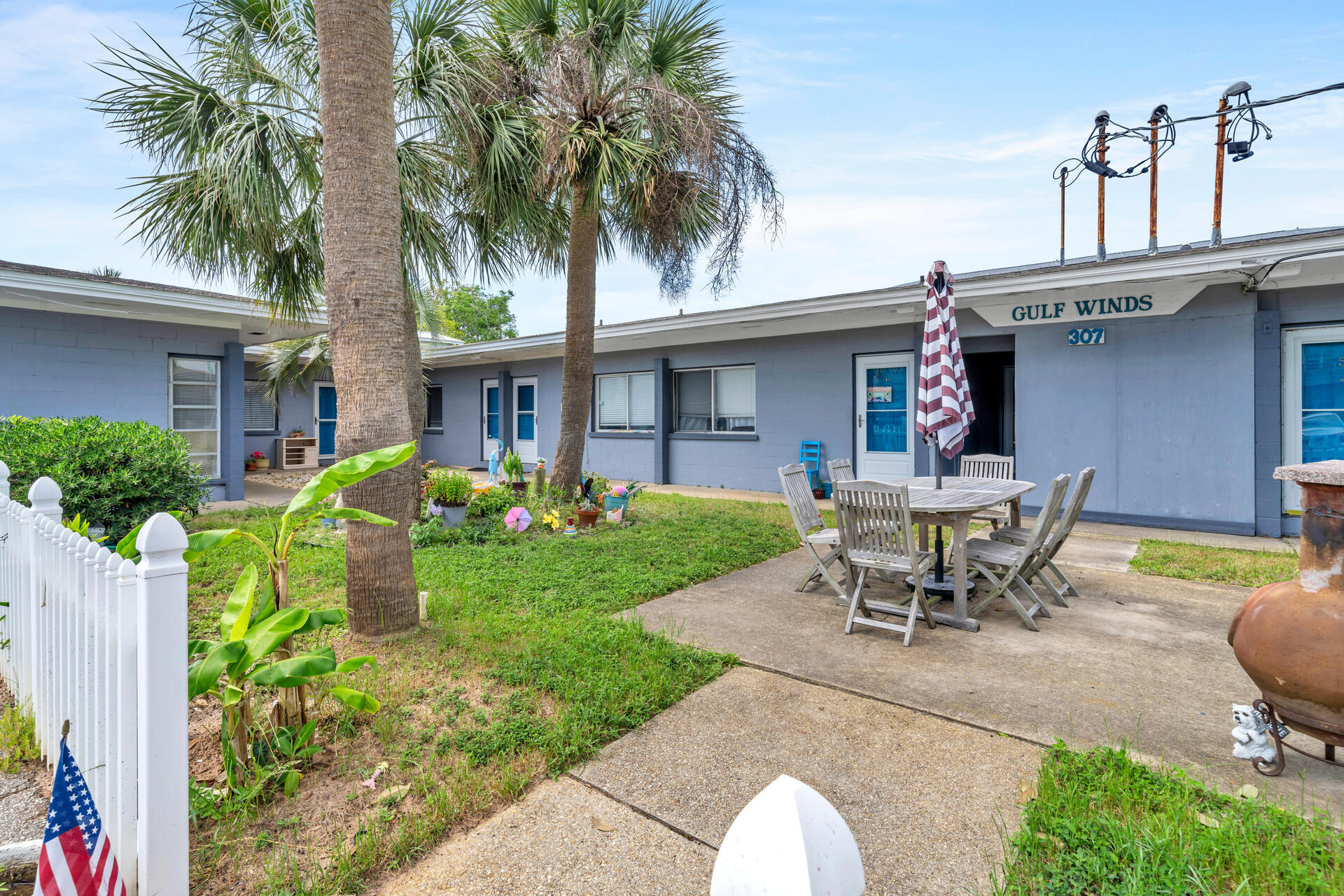 GULF WINDS CONDOS - Residential