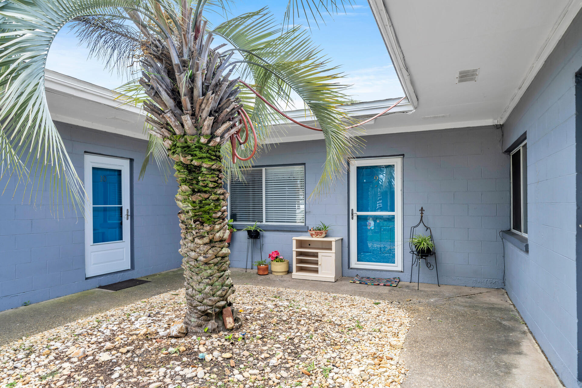 GULF WINDS CONDOS - Residential