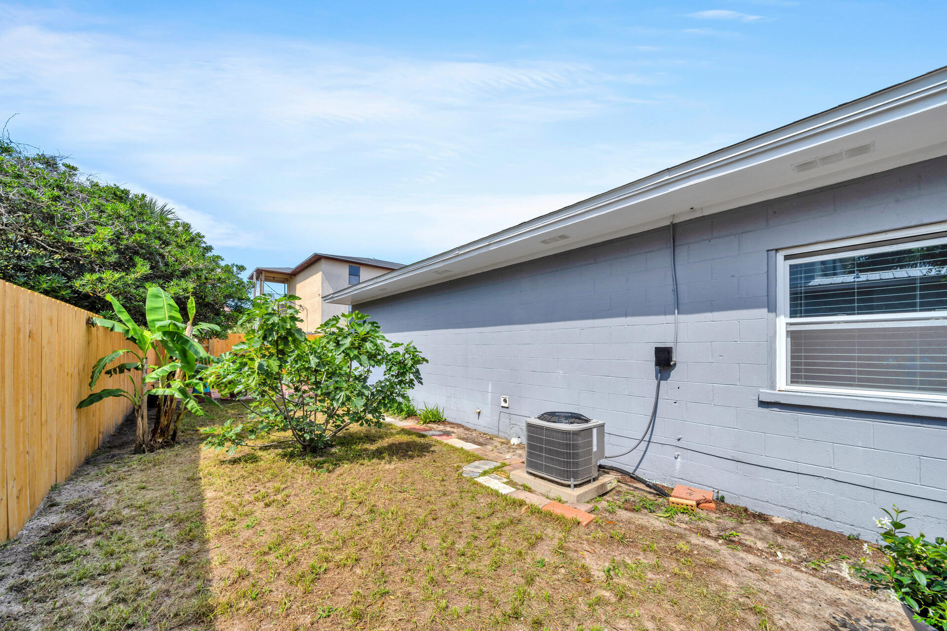 GULF WINDS CONDOS - Residential