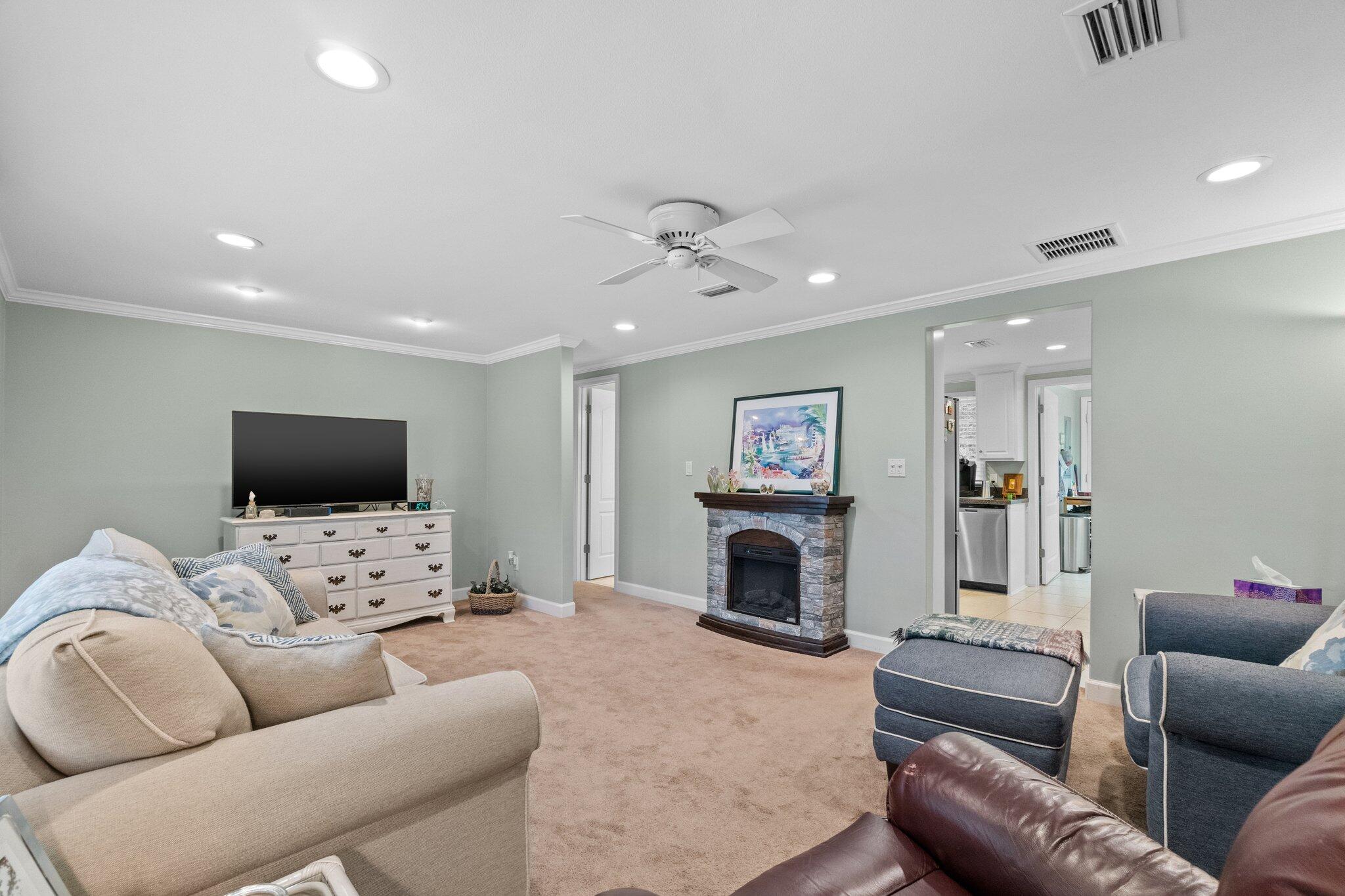 NO RECORDED SUBDIVISION - Residential