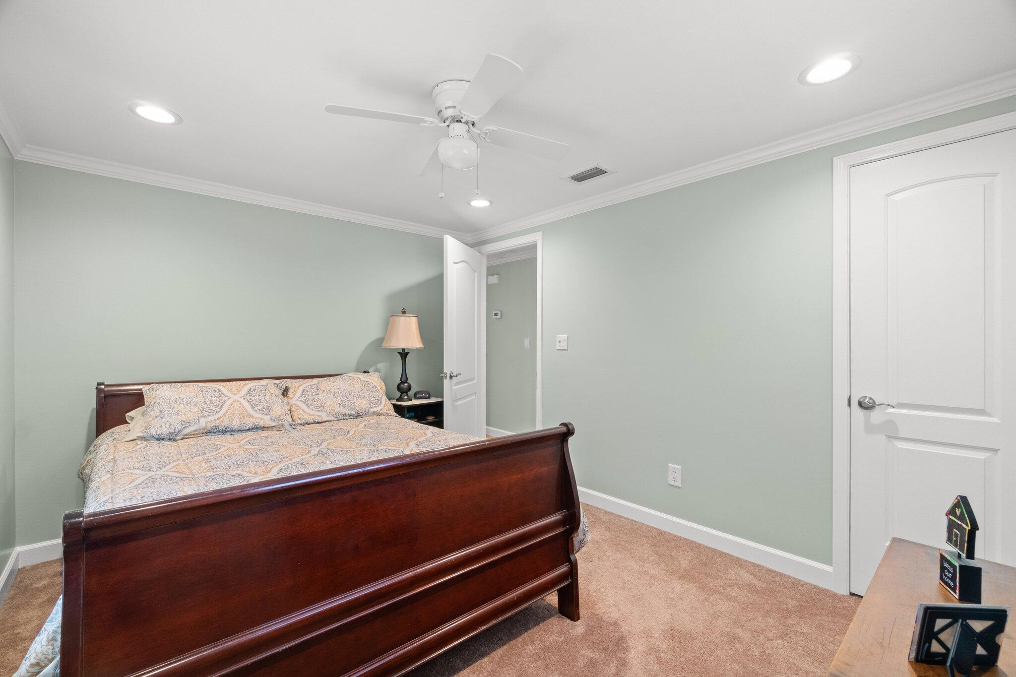 NO RECORDED SUBDIVISION - Residential