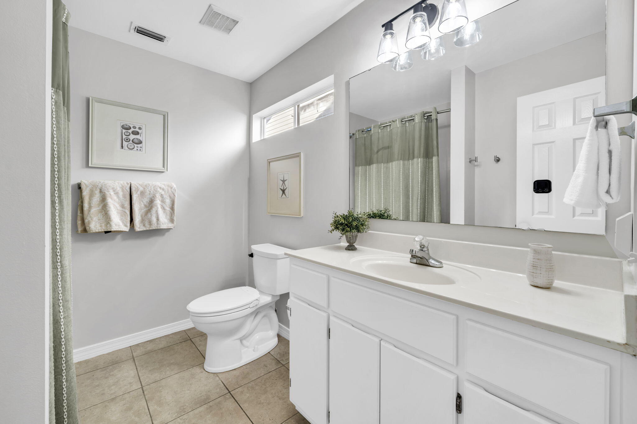 ESCADA 2 - Residential