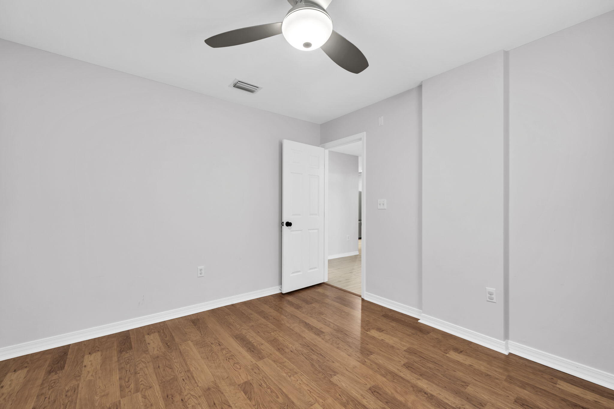 ESCADA 2 - Residential